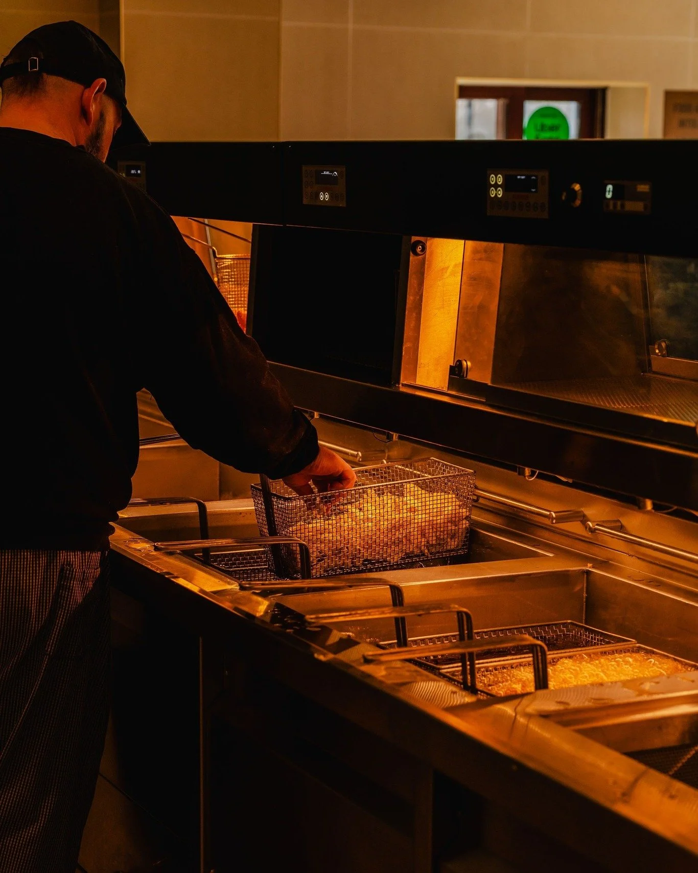 🍟🐟 It&rsquo;s the final day of National Chip Week! 🐟🍟

We&rsquo;ve celebrated them loaded, dipped, covered in salt and vinegar and served alongside our famous fish &mdash; but however you enjoy yours, there&rsquo;s no denying chips are the perfec