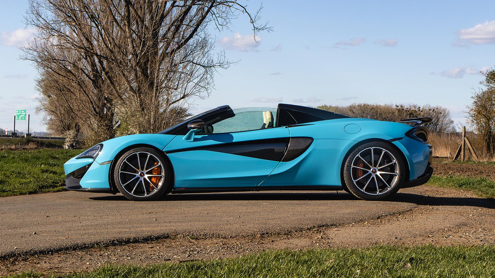 MCLAREN-570S-SPIDER-LOWRES-116.jpg