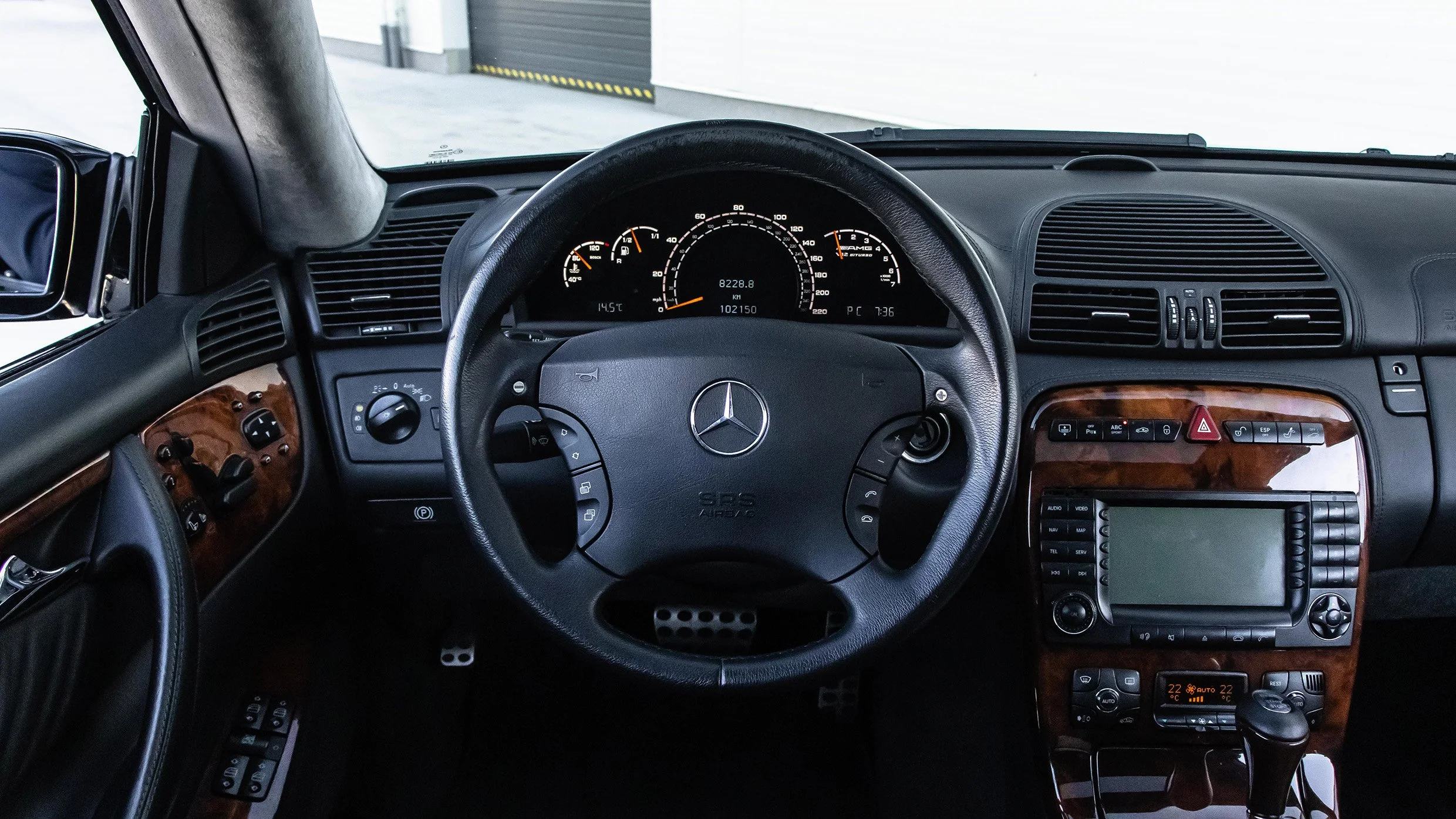 MERCEDES-CL65-AMG-LOWRES-135.jpg