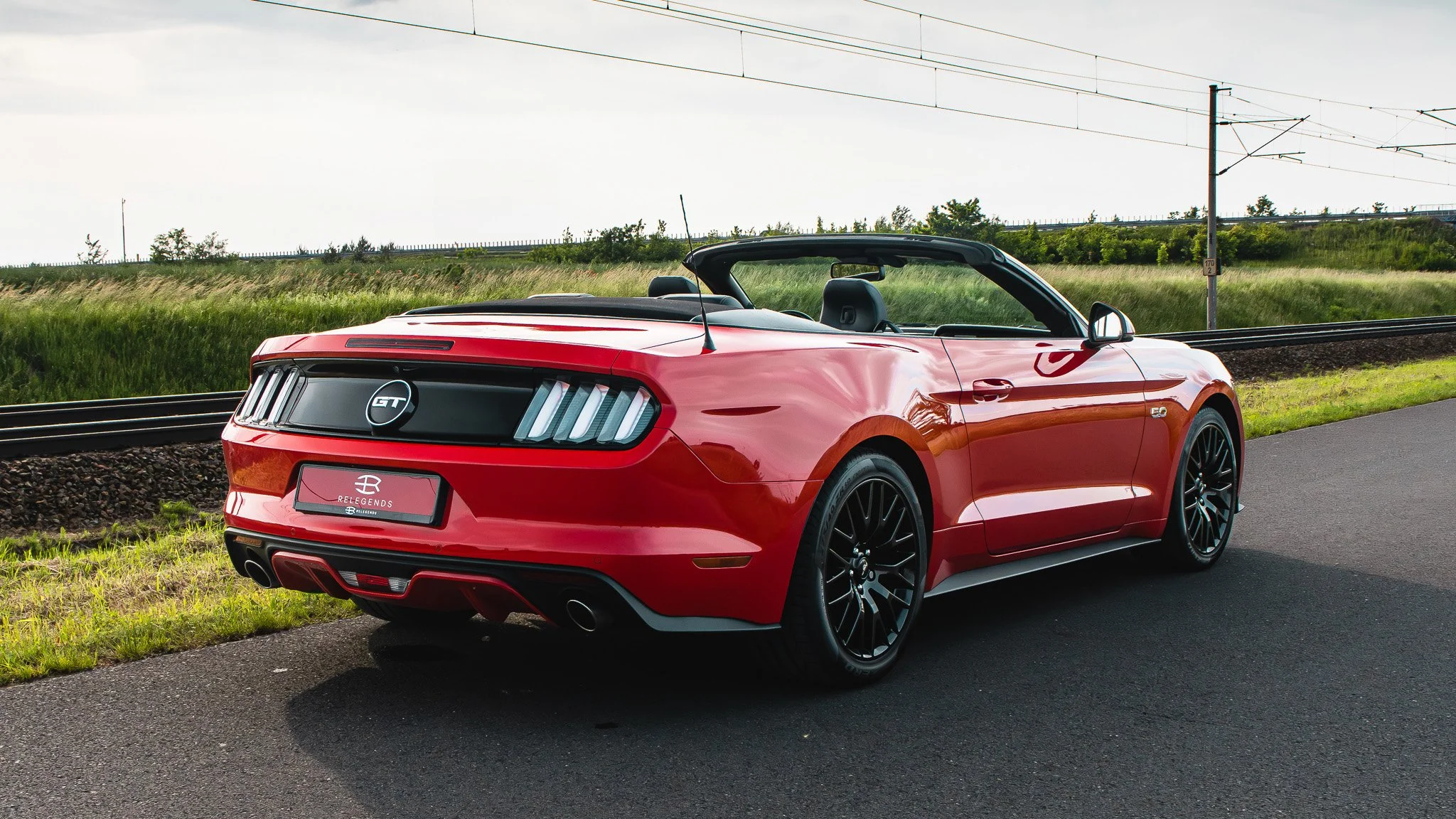 MUSTANG-GT-CABRIOLET-WEB-26.jpg