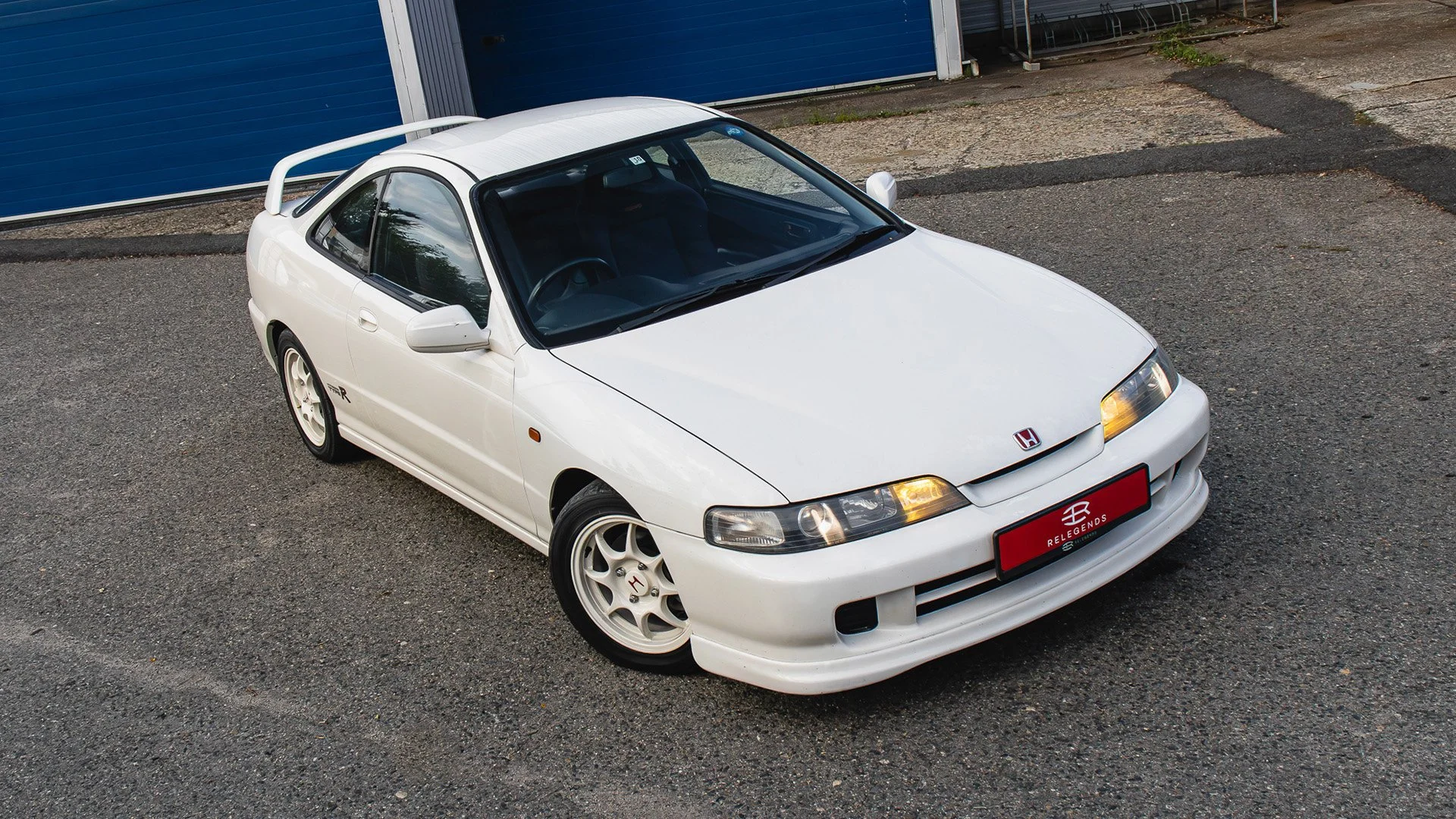 INTEGRA-TYPE-R-1.jpg