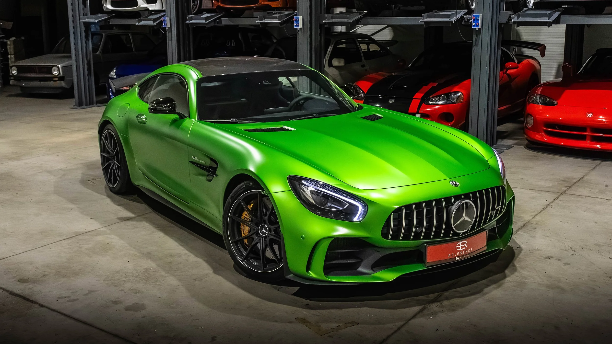 2017-MERCEDESAMG-GTR-GREENHELL-2.jpg
