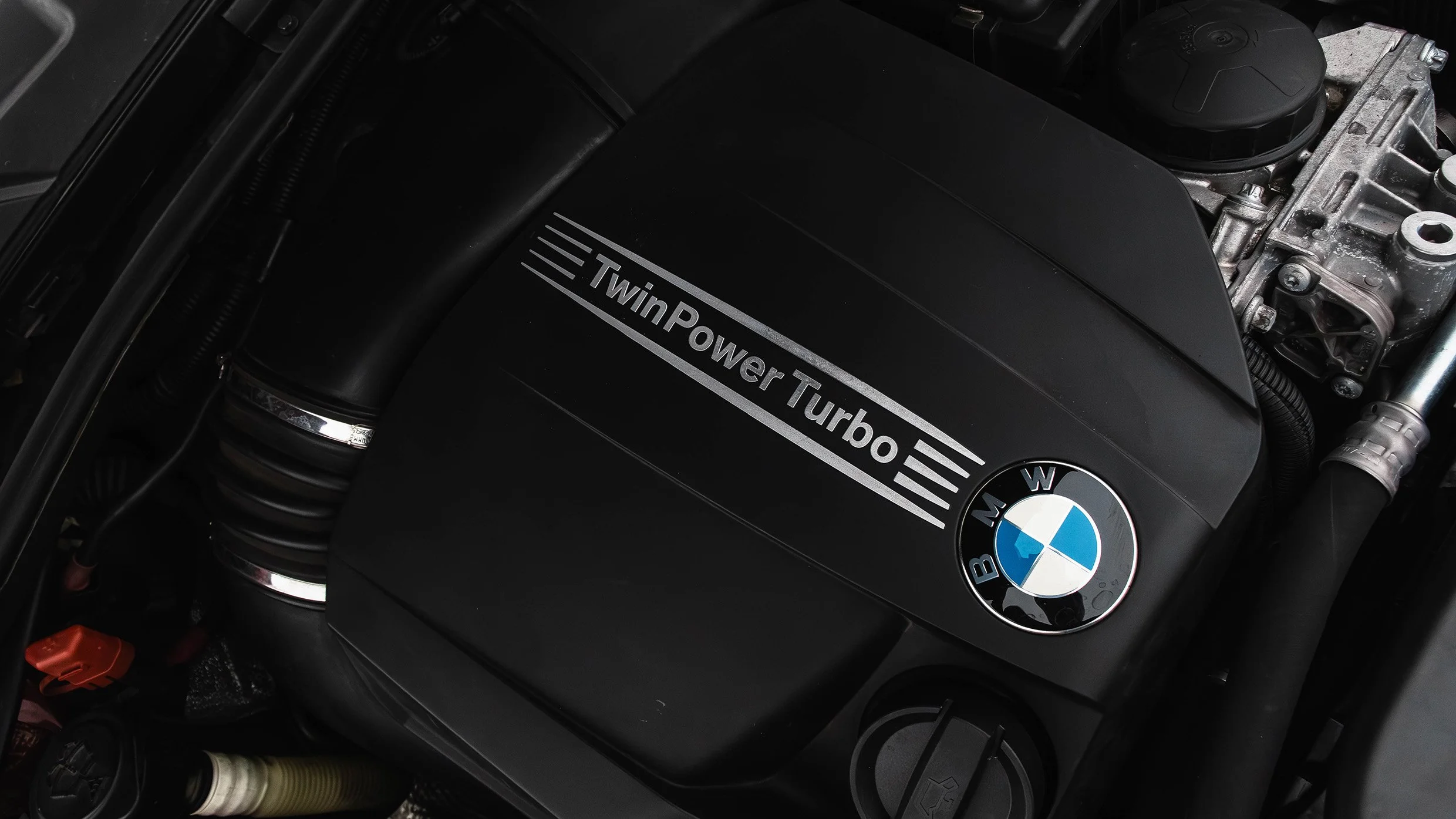 2011-BMW-335I-N55-06.jpg