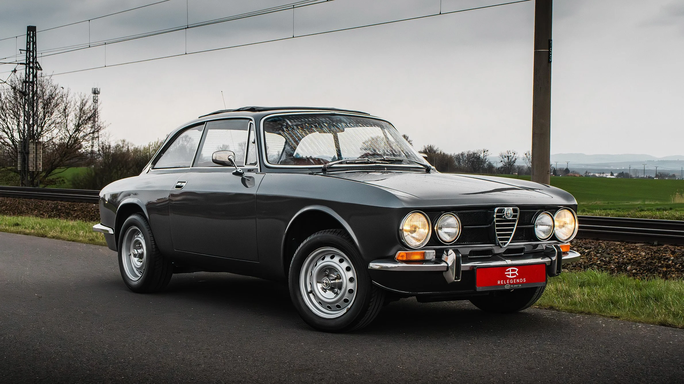 ALFAROMEO-1750-GTV-LOWRES-130.jpg