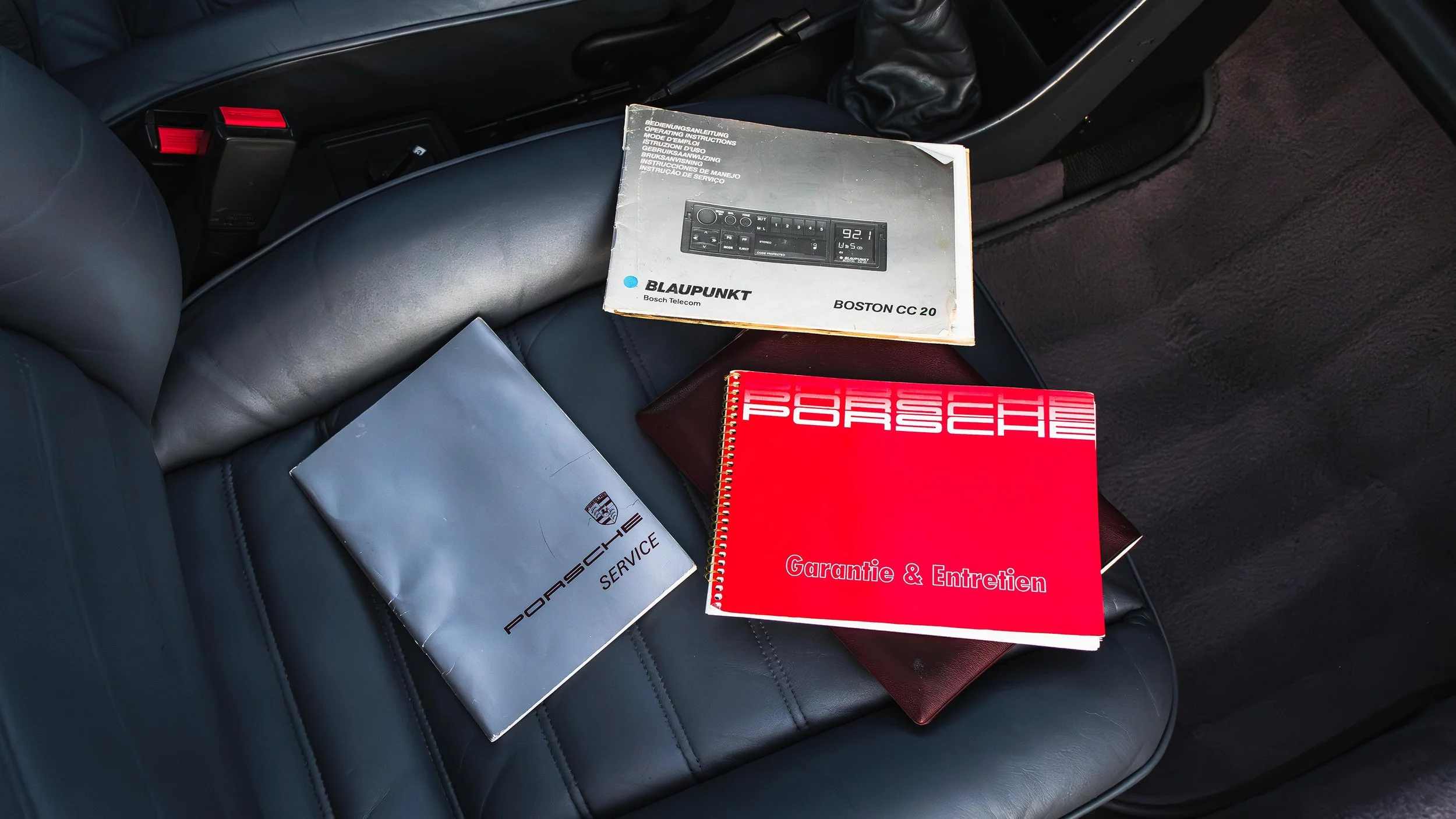 PORSCHE-911-JUBILEE-MEDIUM-134.jpg