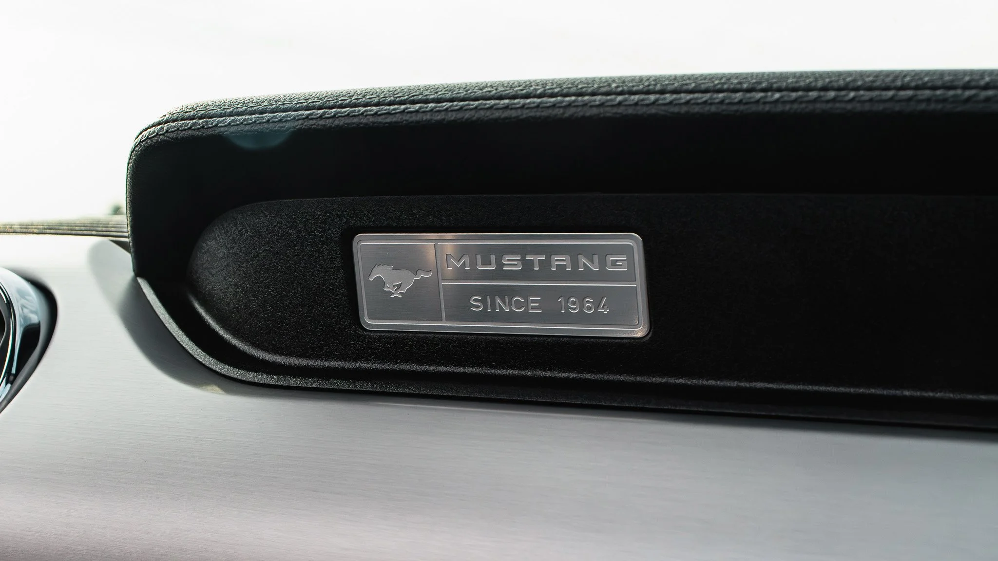 MUSTANG-GT-CABRIOLET-WEB-14.jpg