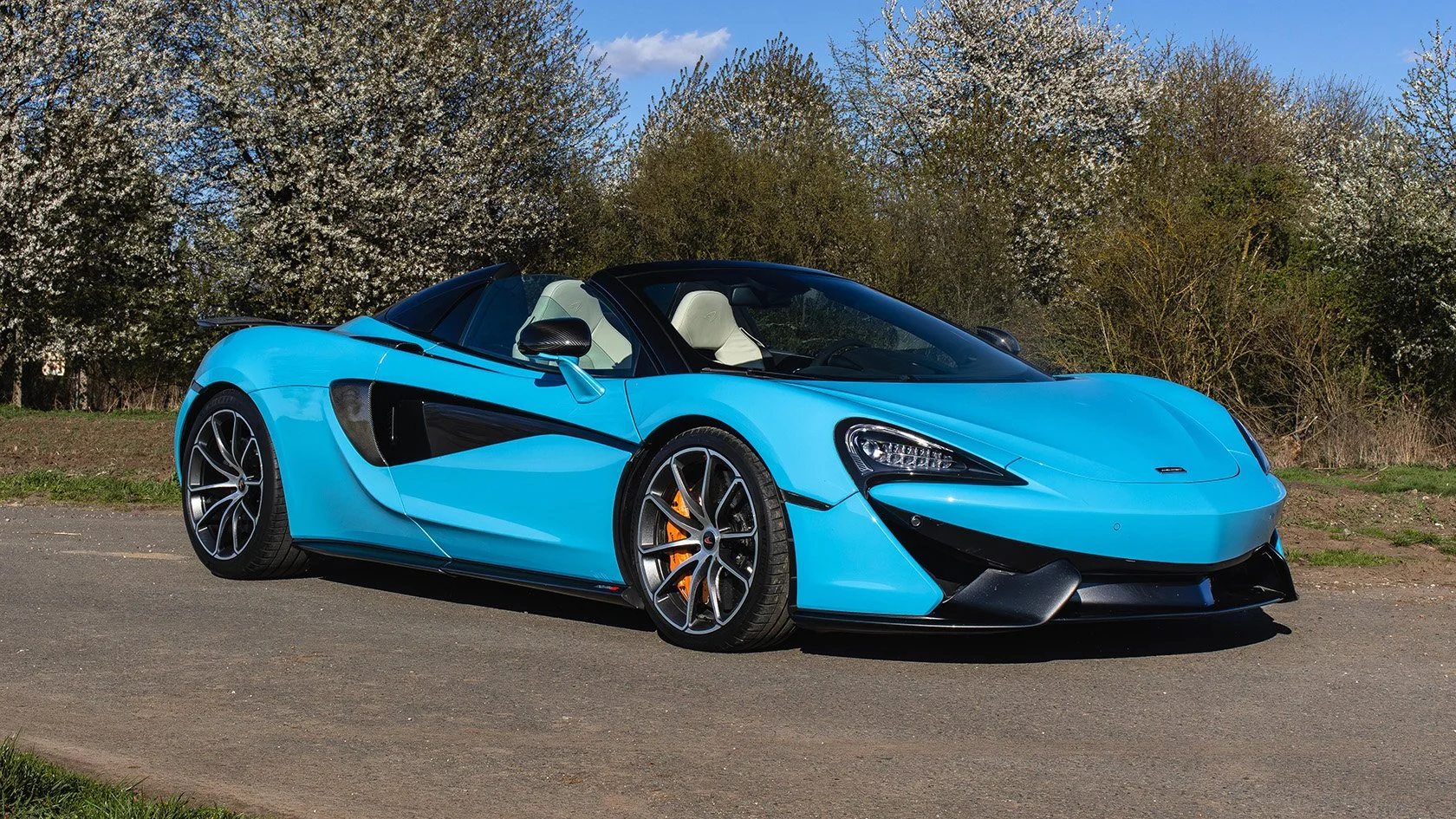 MCLAREN-570S-SPIDER-LOWRES-102.jpg
