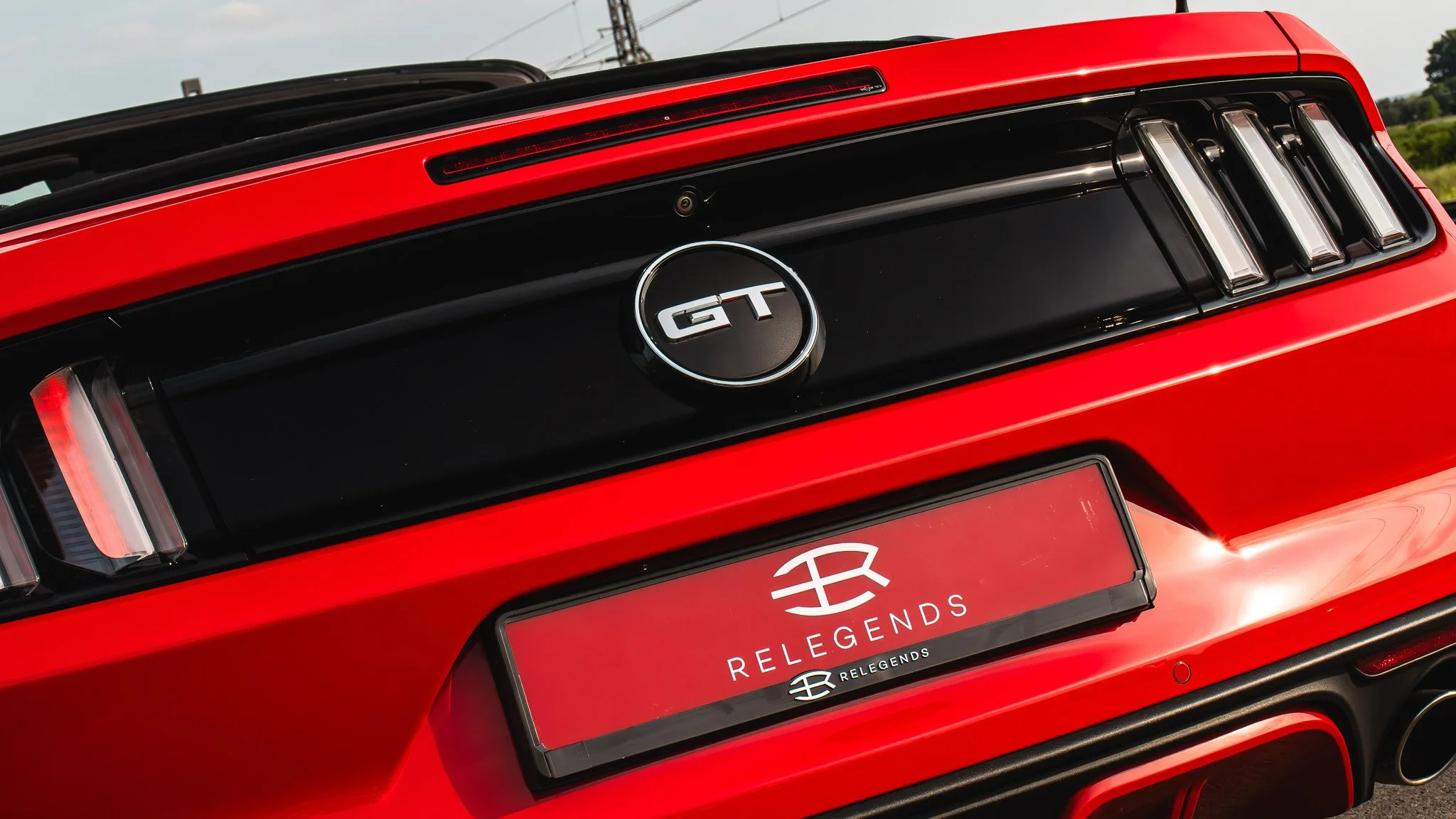 MUSTANG-GT-CABRIOLET-WEB-23.jpg