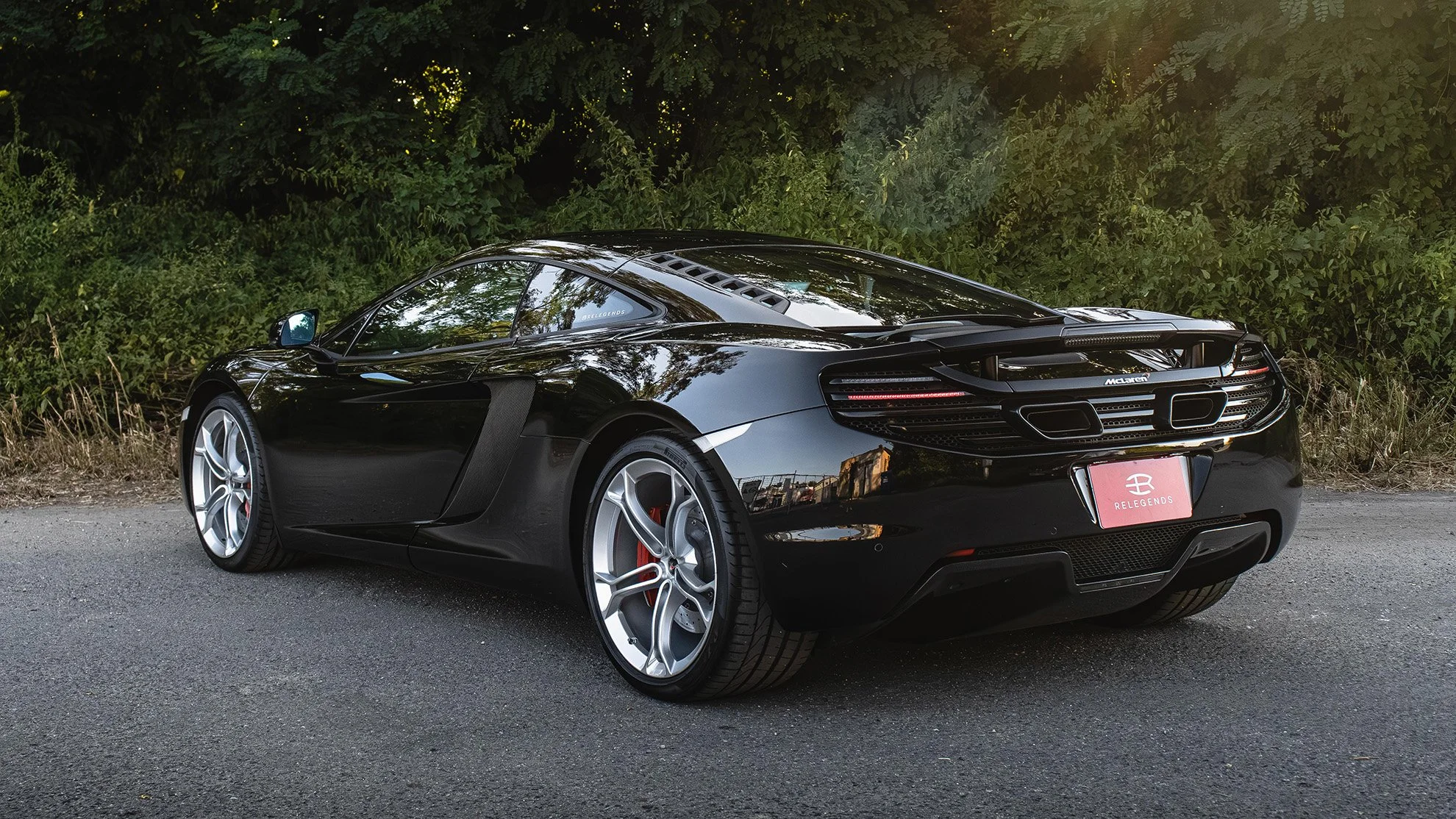 MP4-12C-08.jpg