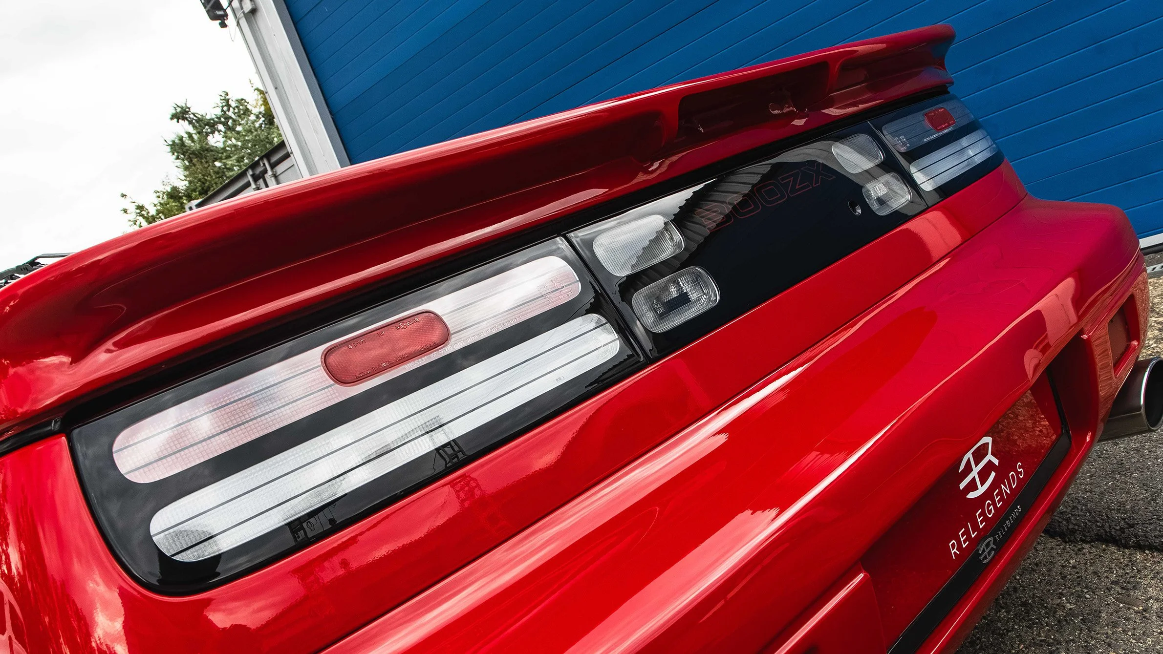 300ZX-WEB-04.jpg