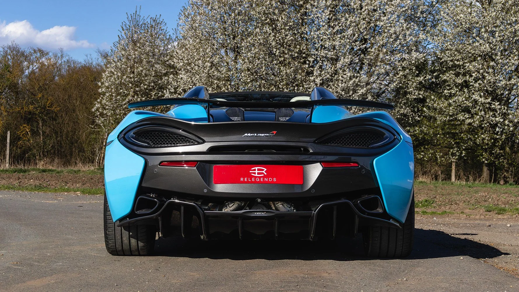 MCLAREN-570S-SPIDER-LOWRES-083.jpg