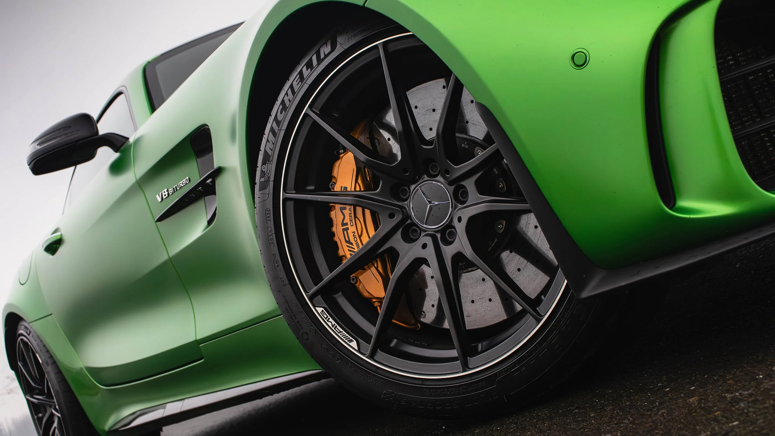 MERCEDES-AMG-GTR-WEB-14.jpg