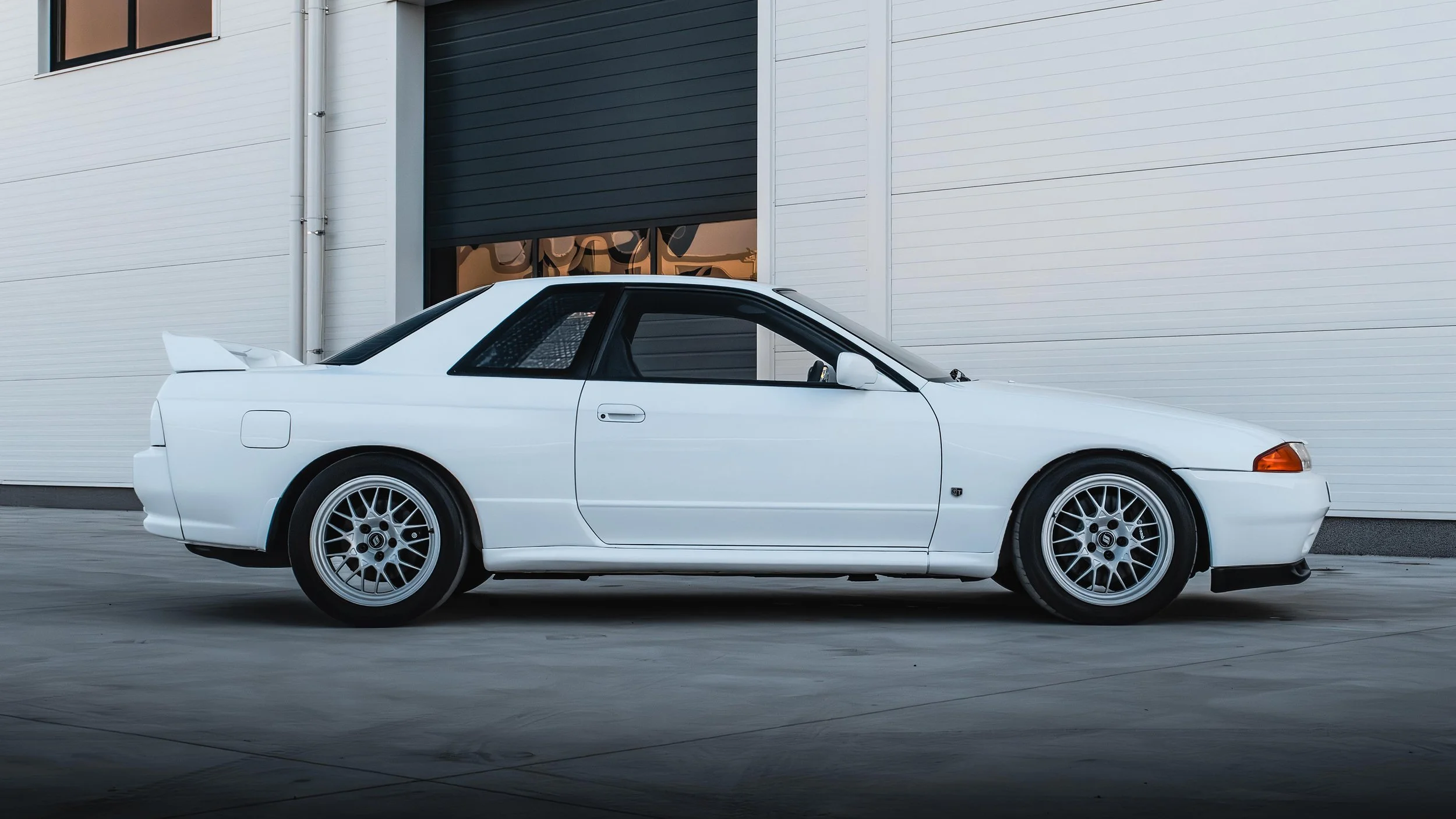 NISSAN-SKYLINE-R32-VSPECIIN1-LOWRES-156.jpg