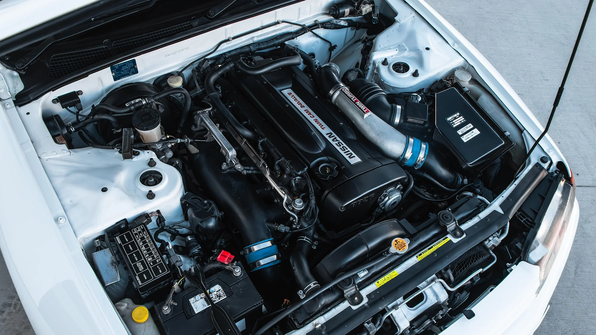 NISSAN-SKYLINE-R32-VSPECIIN1-LOWRES-123.jpg