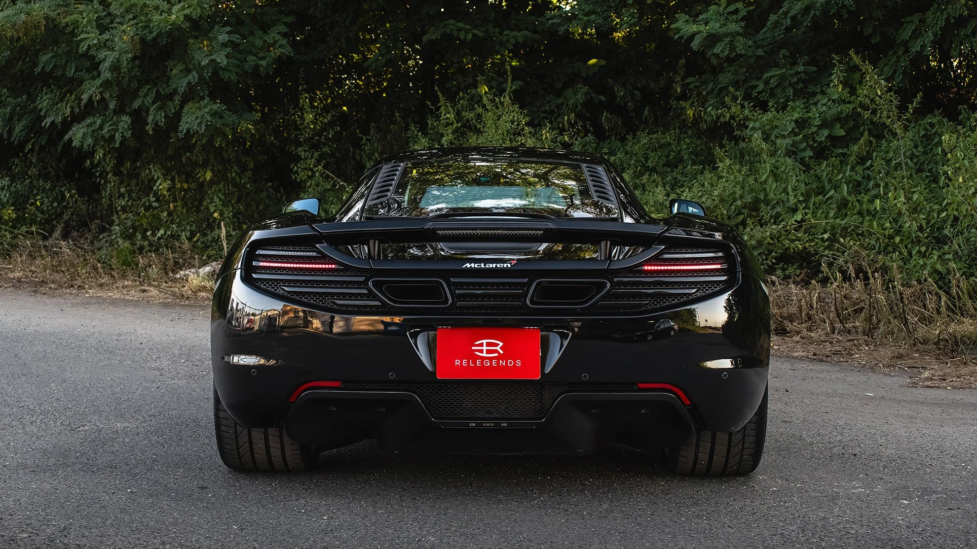 MP4-12C-07.jpg