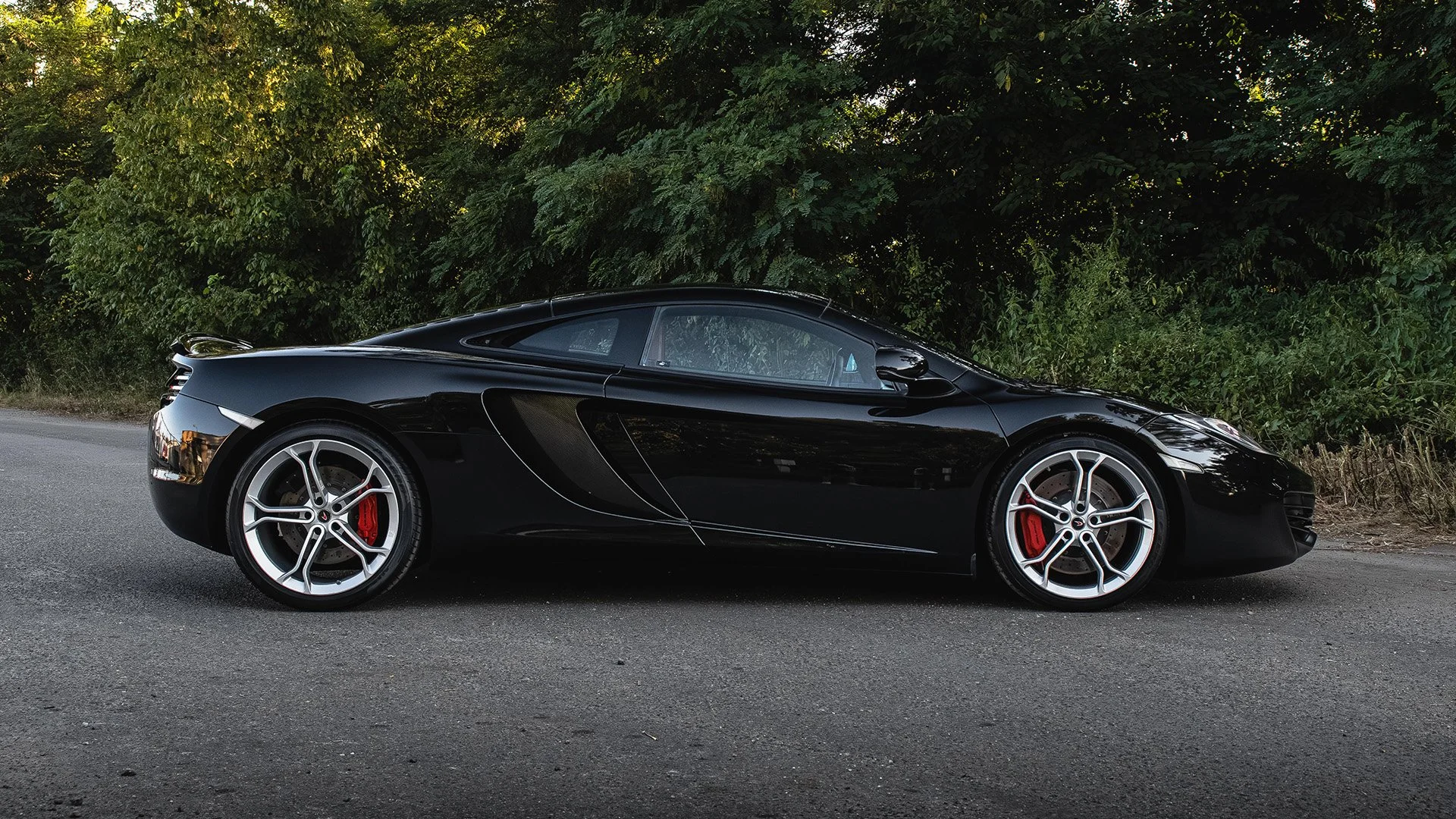 MP4-12C-14.jpg