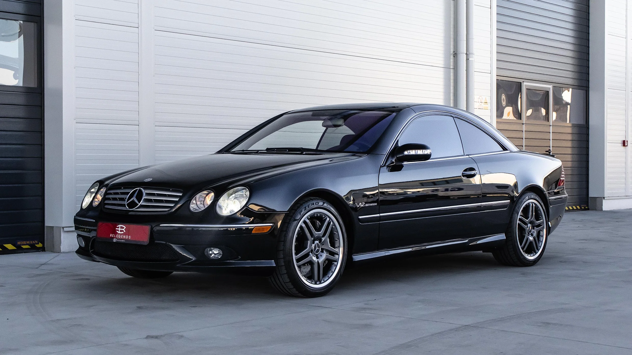 MERCEDES-CL65-AMG-LOWRES-037.jpg