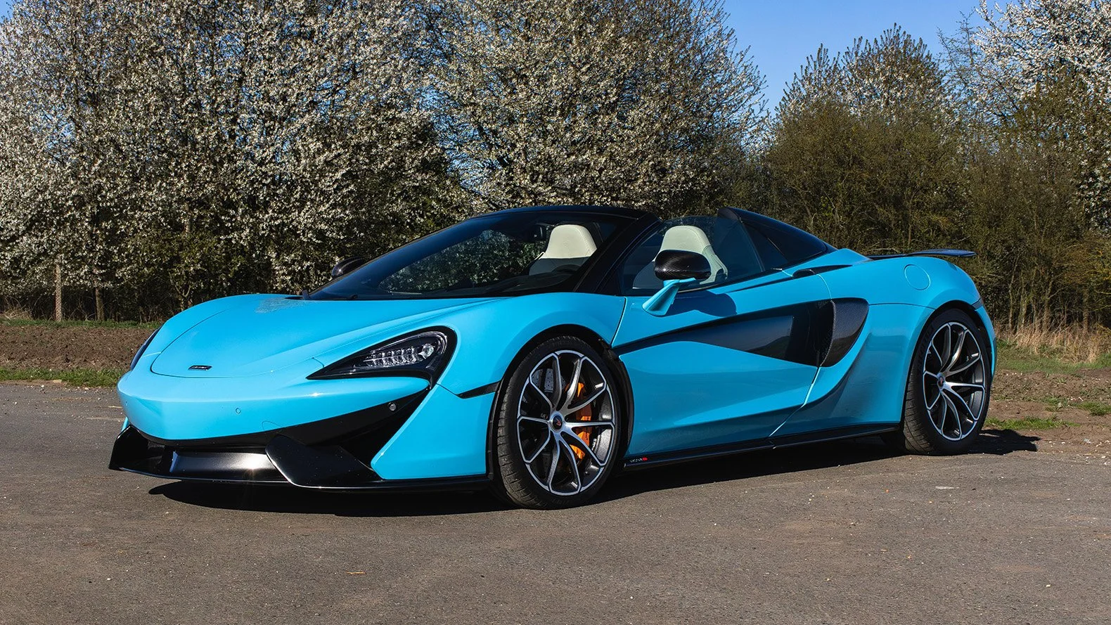 MCLAREN-570S-SPIDER-LOWRES-112.jpg