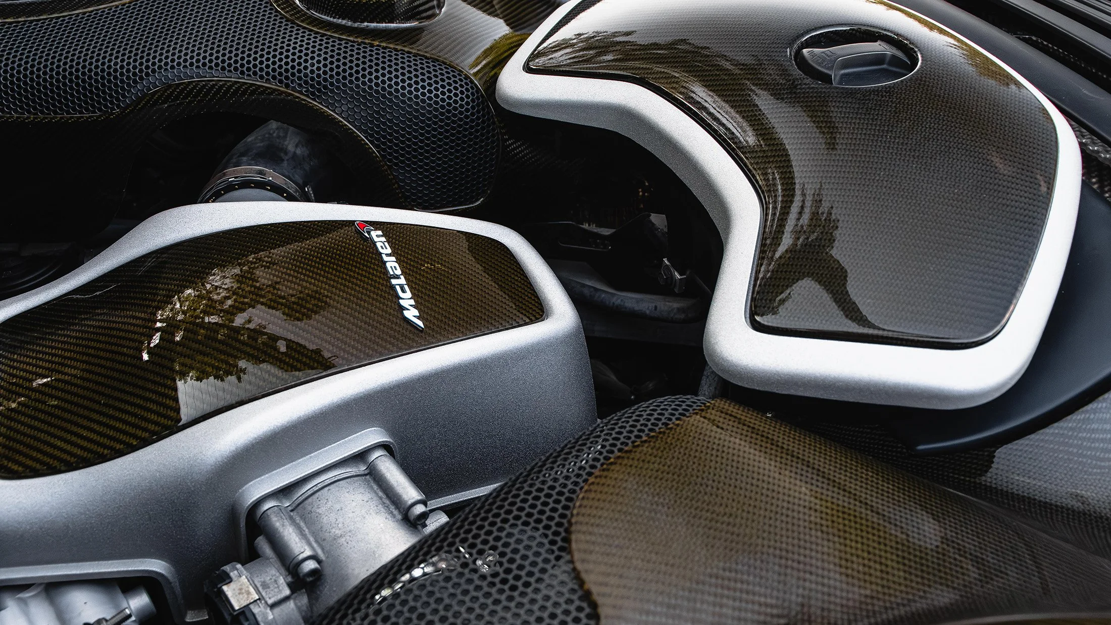 MP4-12C-11.jpg