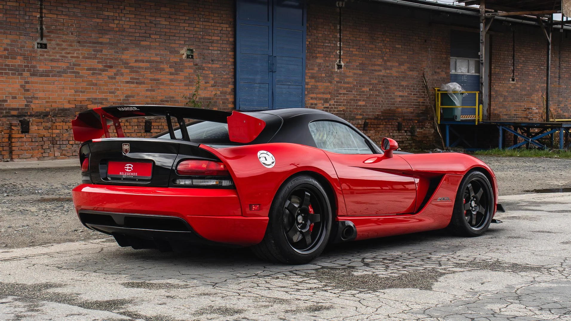 VIPER-ACR-RED-WEB-05.jpg