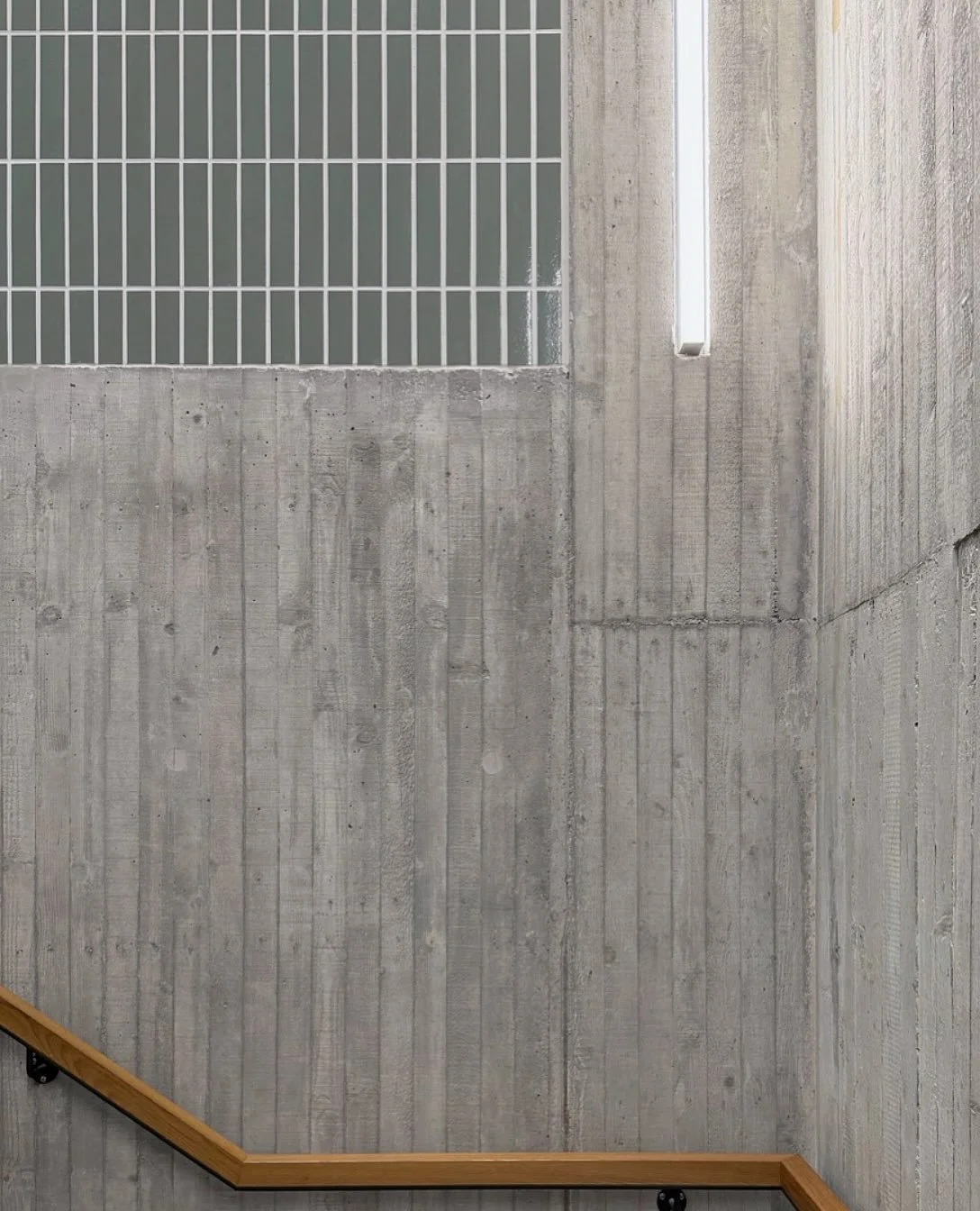 SPORTY KIDS LEAD TO MANY BEAUTIFUL GYMS

#schauenberg
#concrete 
#materials
#details
#tiles