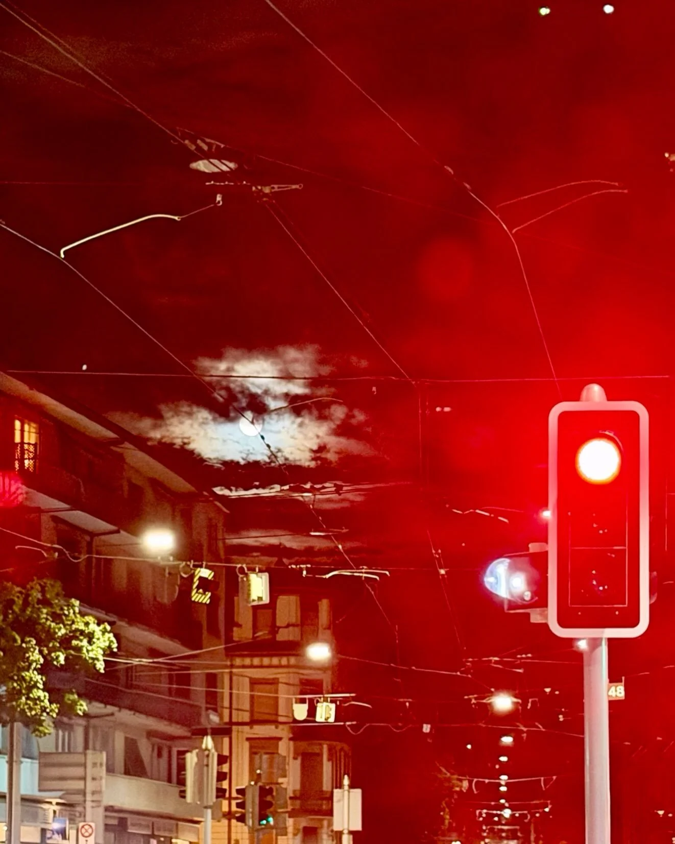 FULL M O O N CITY LIGHTS