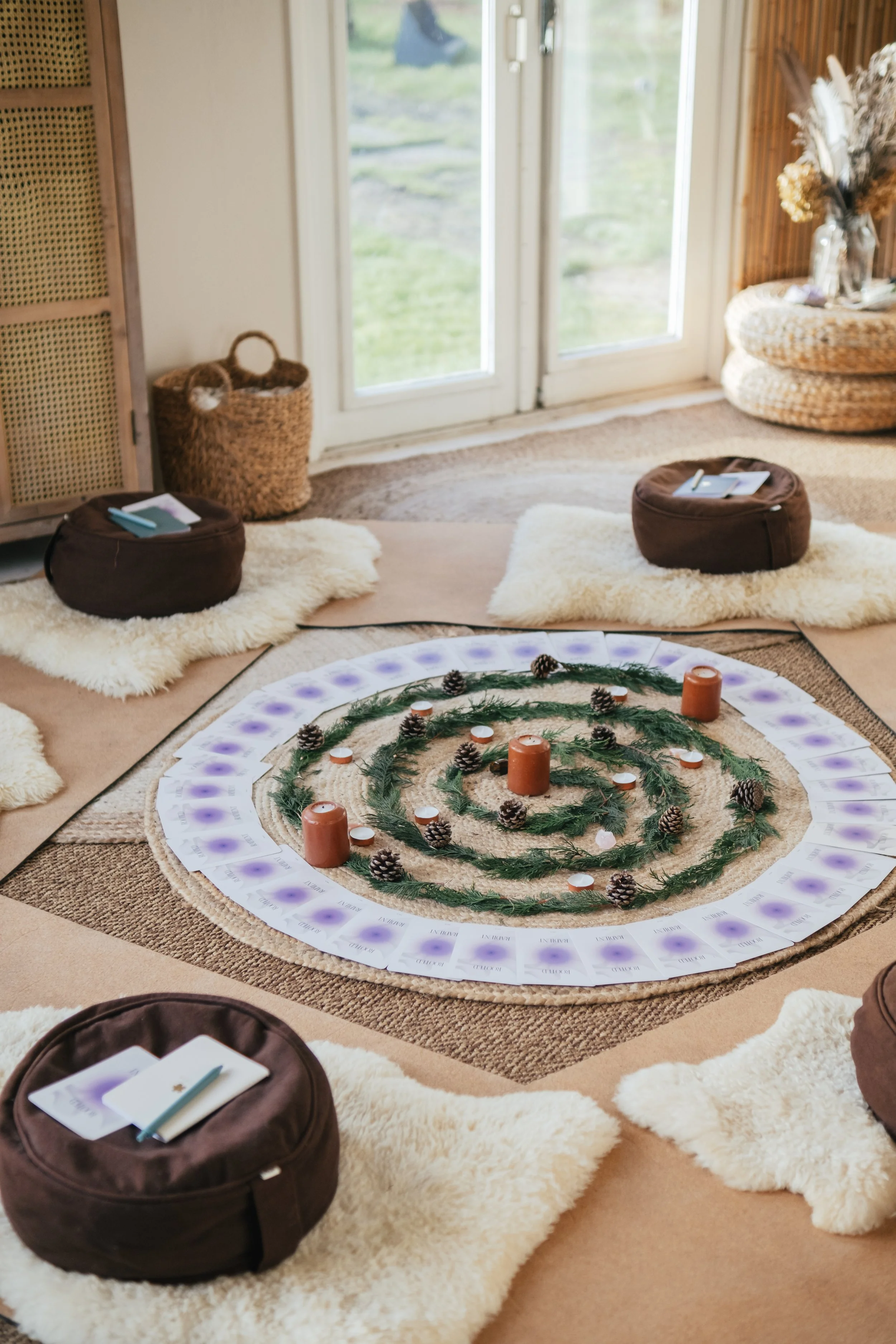 Vrouwen tijdens een retreats op Texel midden in de natuur van het eiland