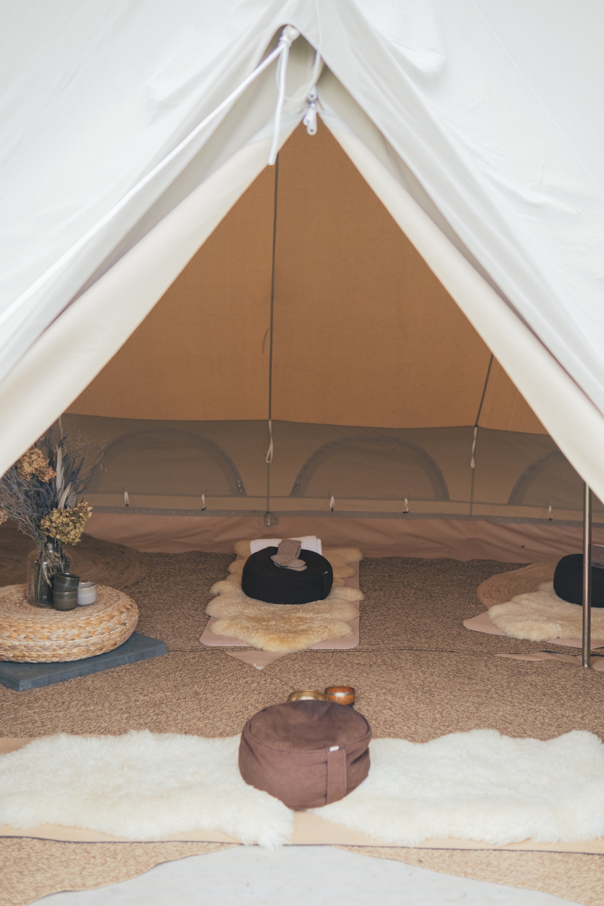 Cacao ceremonie tijdens een yoga retreat Texel voor vrouwen