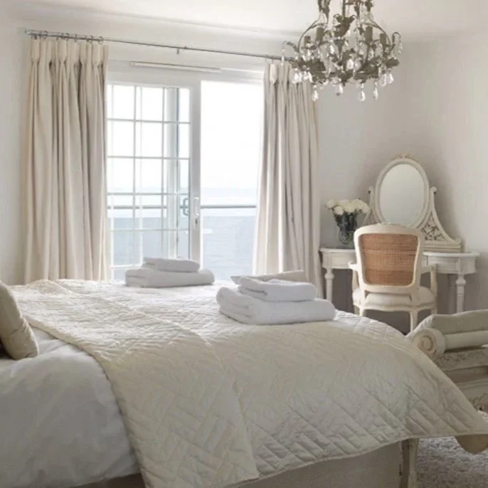Copy-of-french_vanilla_bedroom_suite-1030x686.jpg