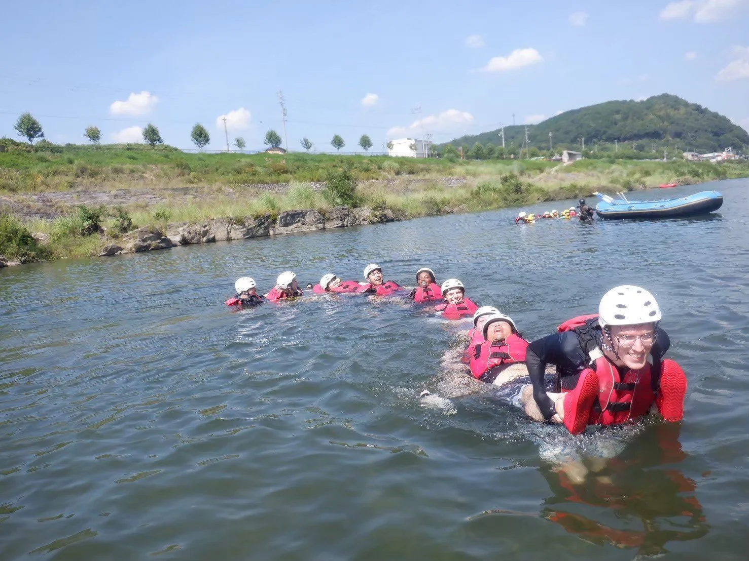 LINE_ALBUM_Rafting_251120_2.jpg