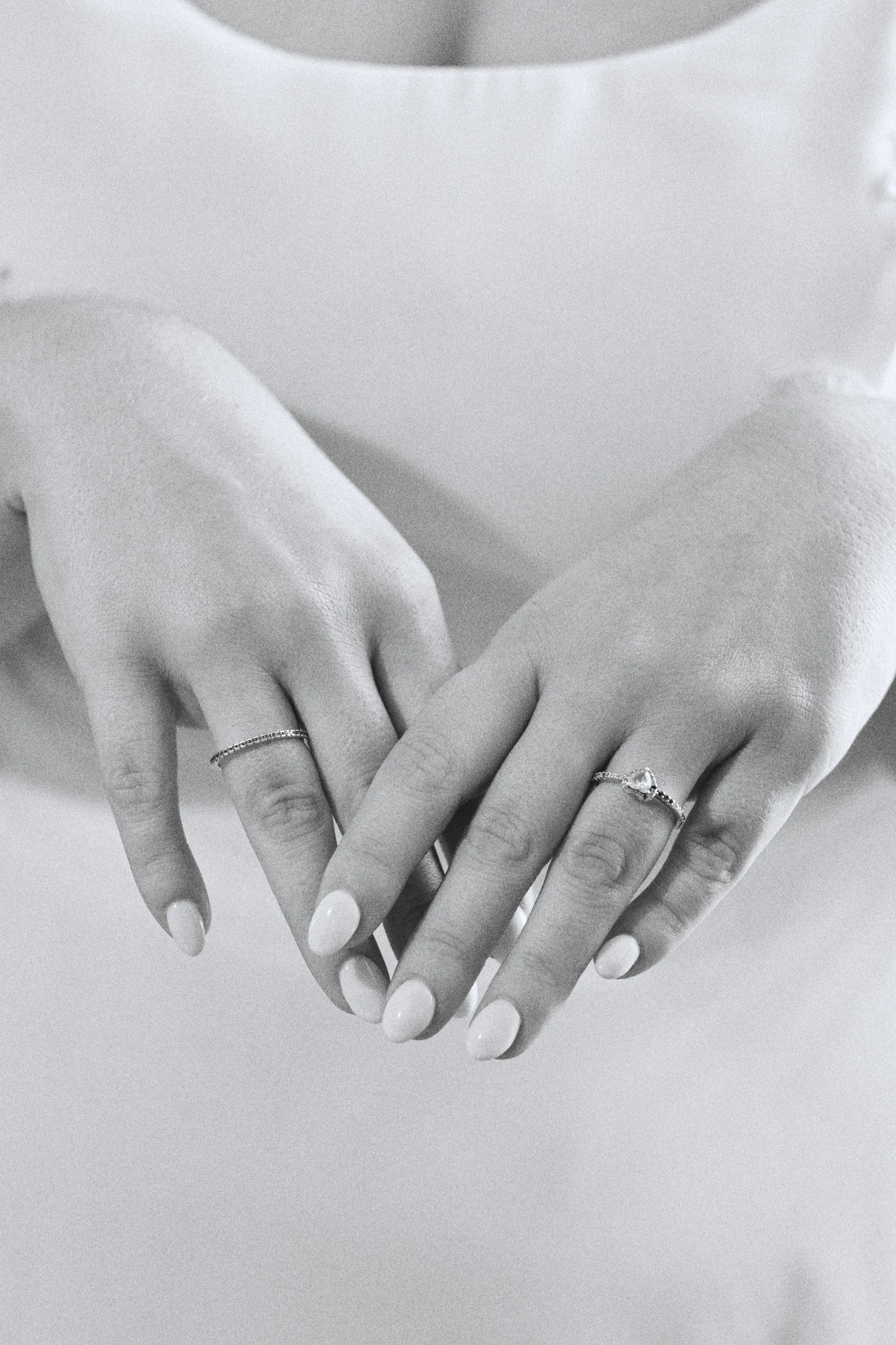Fotografia de casamento no Alentejo por Liliano Pucarinho, o melhor fotógrafo de casamentos em Estremoz e Évora. Estilo editorial, espontâneo e de luxo para casais que procuram um registo autêntico e recomendado em Portugal.
