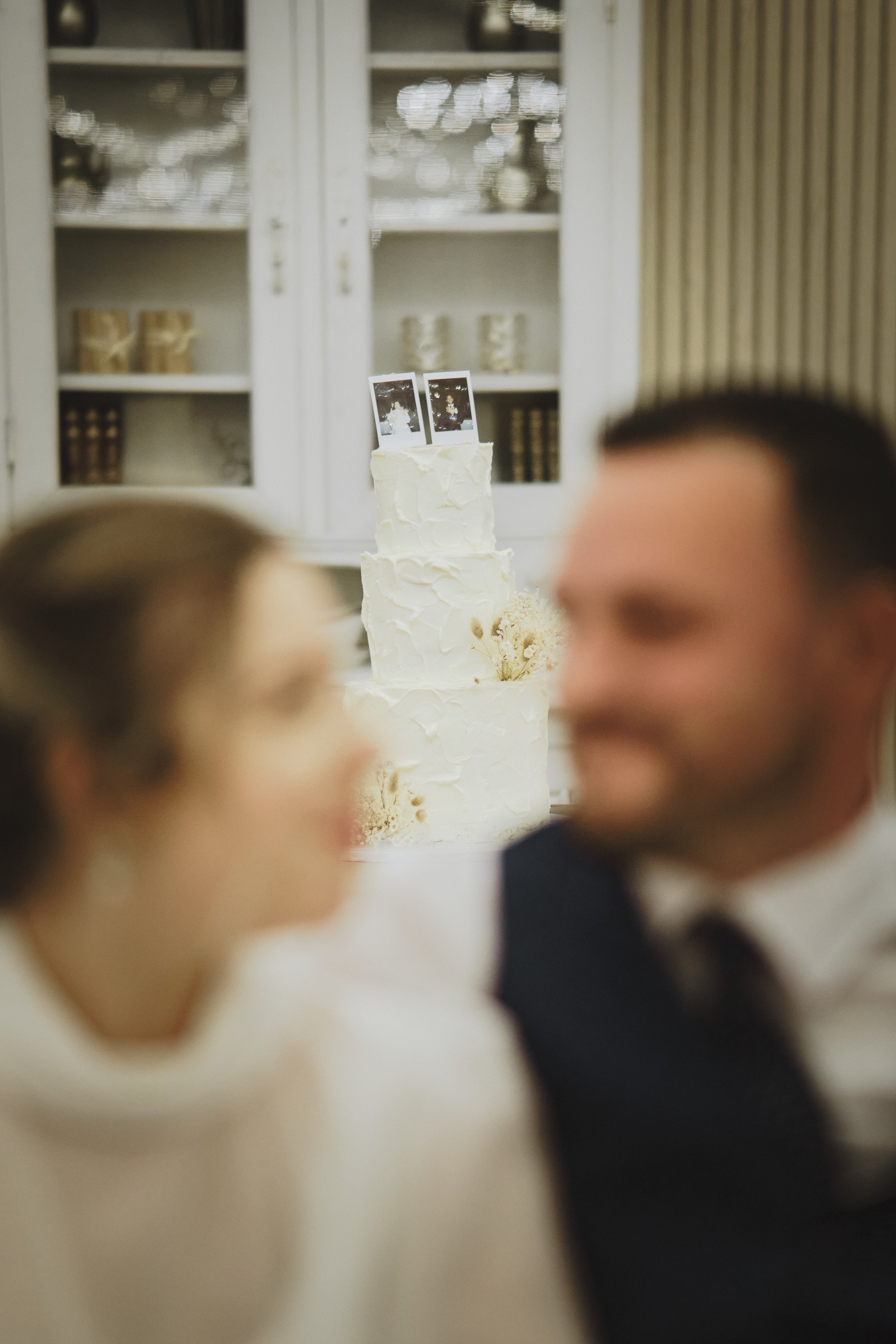 Fotografia de casamento no Alentejo por Liliano Pucarinho, o melhor fotógrafo de casamentos em Estremoz e Évora. Estilo editorial, espontâneo e de luxo para casais que procuram um registo autêntico e recomendado em Portugal. casamentos em Quintas, he