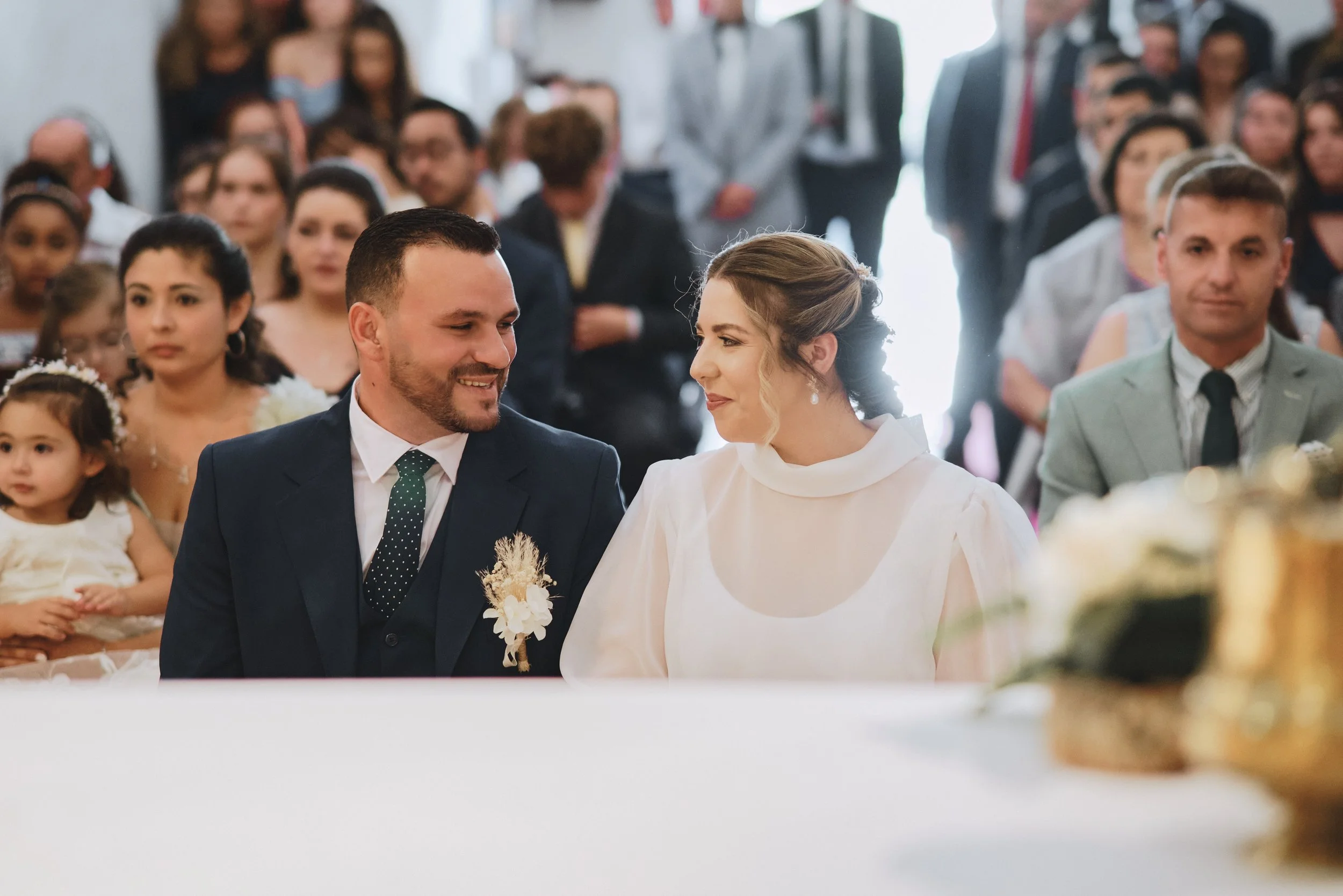 Fotografia de casamento no Alentejo por Liliano Pucarinho, o melhor fotógrafo de casamentos em Estremoz e Évora. Estilo editorial, espontâneo e de luxo para casais que procuram um registo autêntico e recomendado em Portugal. casamentos em Quintas, he