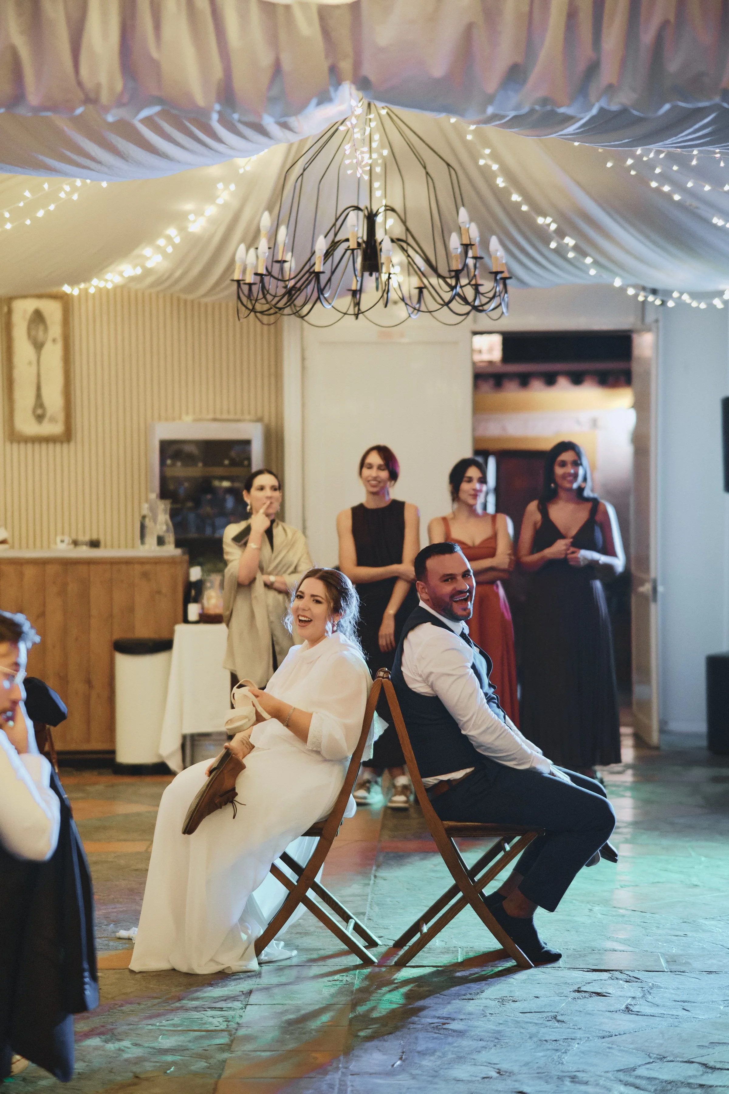 Fotografia de casamento no Alentejo por Liliano Pucarinho, o melhor fotógrafo de casamentos em Estremoz e Évora. Estilo editorial, espontâneo e de luxo para casais que procuram um registo autêntico e recomendado em Portugal. casamentos em Quintas, he