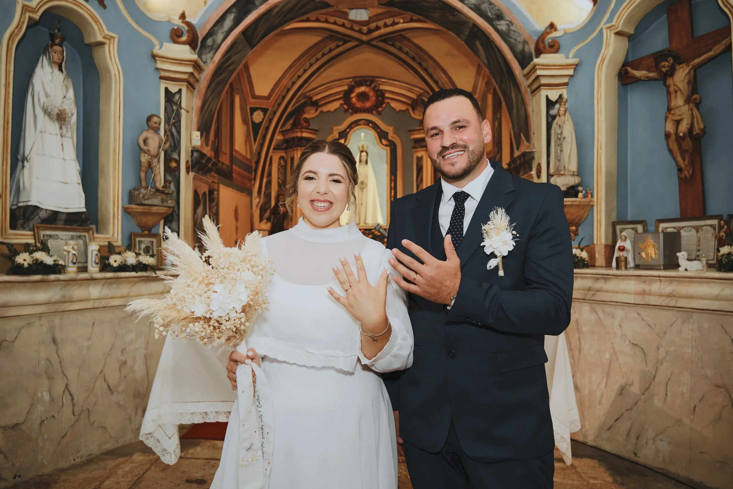 Fotografia de casamento no Alentejo por Liliano Pucarinho, o melhor fotógrafo de casamentos em Estremoz e Évora. Estilo editorial, espontâneo e de luxo para casais que procuram um registo autêntico e recomendado em Portugal. casamentos em Quintas, he