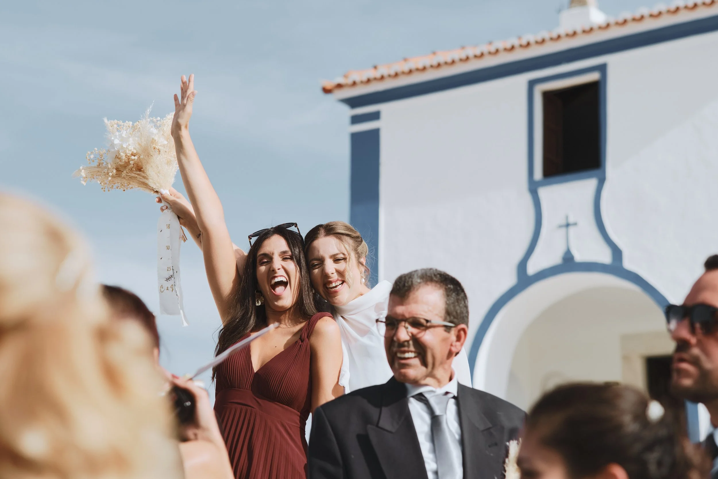Fotografia de casamento no Alentejo por Liliano Pucarinho, o melhor fotógrafo de casamentos em Estremoz e Évora. Estilo editorial, espontâneo e de luxo para casais que procuram um registo autêntico e recomendado em Portugal. casamentos em Quintas, he