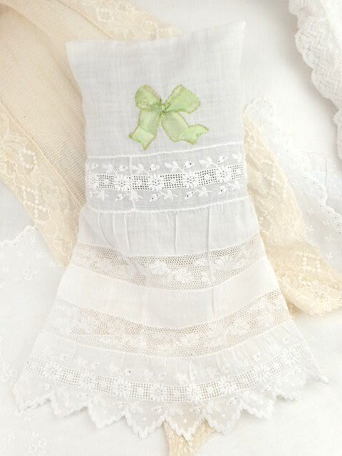 https://i.etsystatic.com/39048810/r/il/2a271e/5548110379/il_fullxfull.5548110379_glu1.jpg