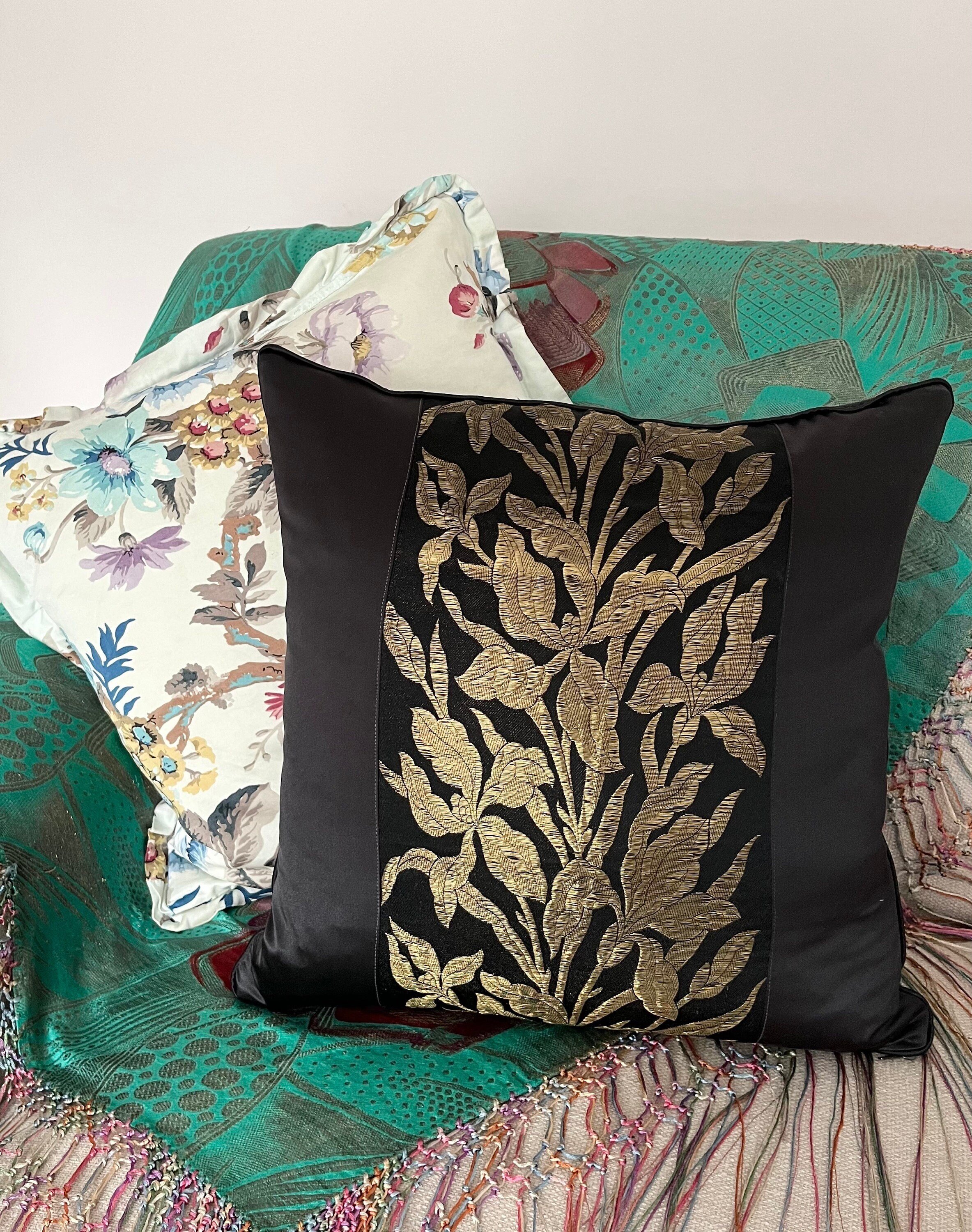 https://i.etsystatic.com/39048810/r/il/99120a/5973979499/il_fullxfull.5973979499_pc0e.jpg