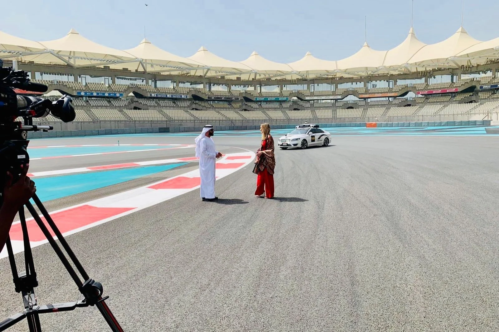 Interview auf der Formel-1 Strecke in Abu Dhabi 2022