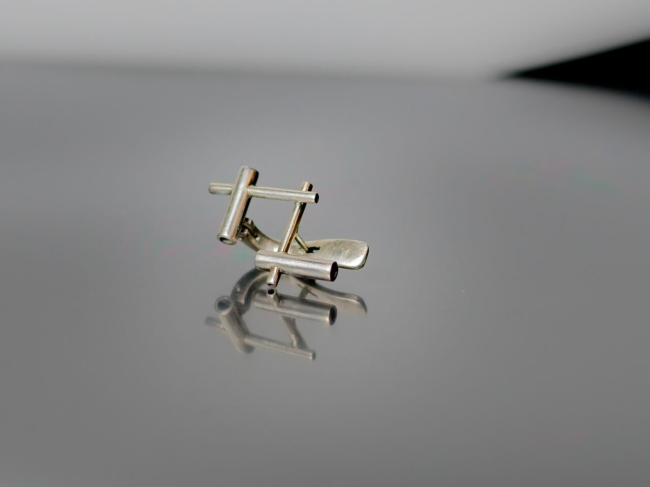 Charnela Earrings. Silver.jpeg