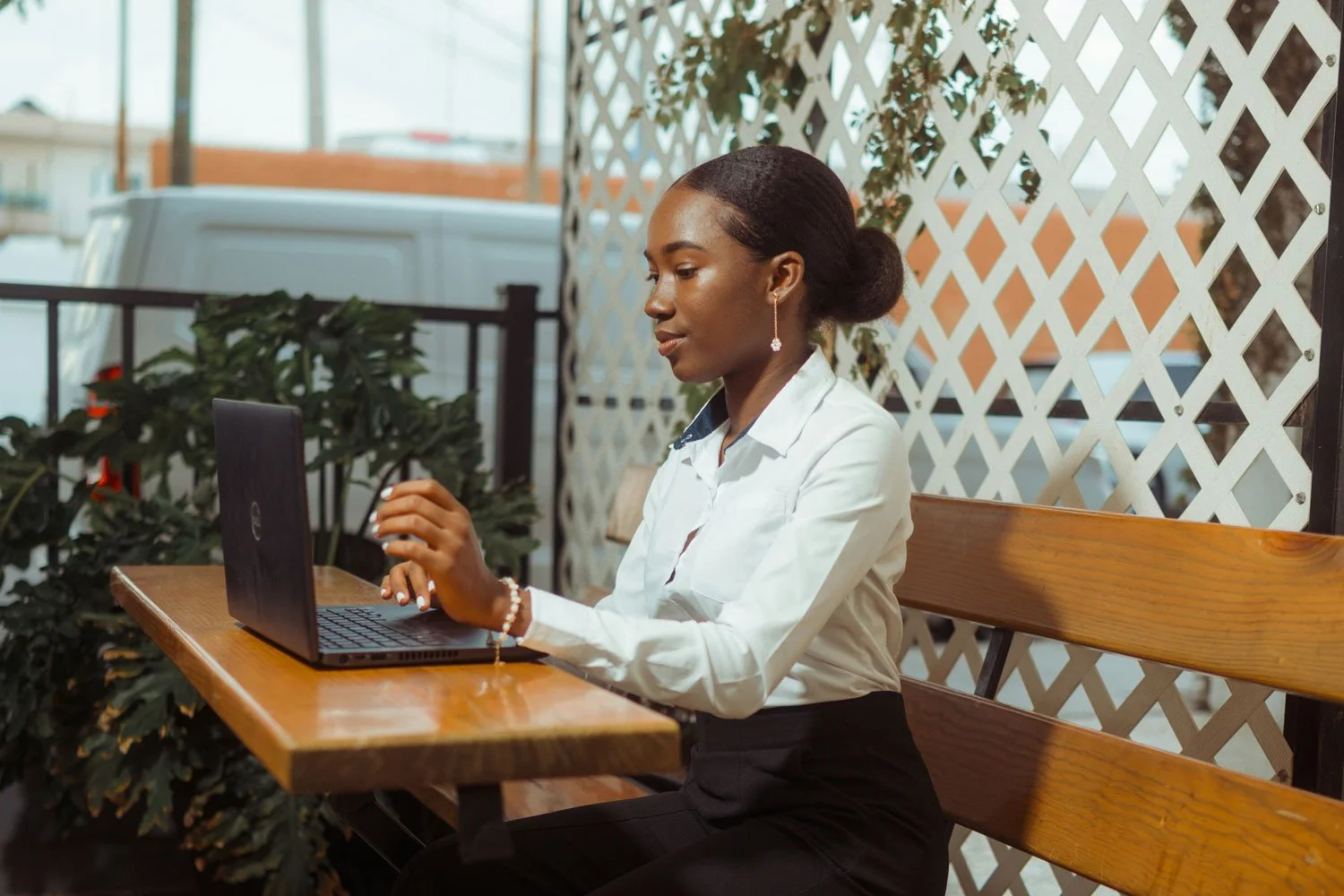 What Employers Need to Know About Supporting Single Parents Over the Summer Holidays