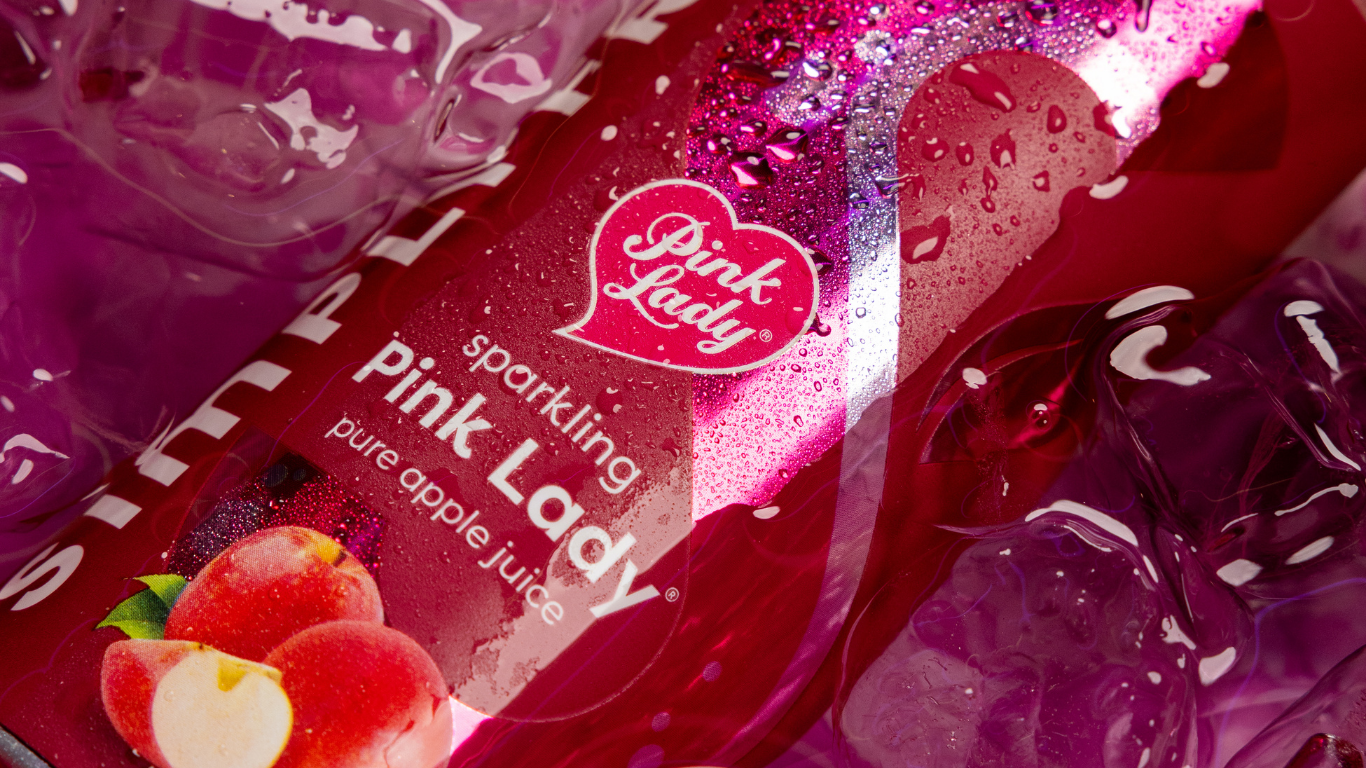 Simplyfruit Sparkling Pink Lady pure apple juice can