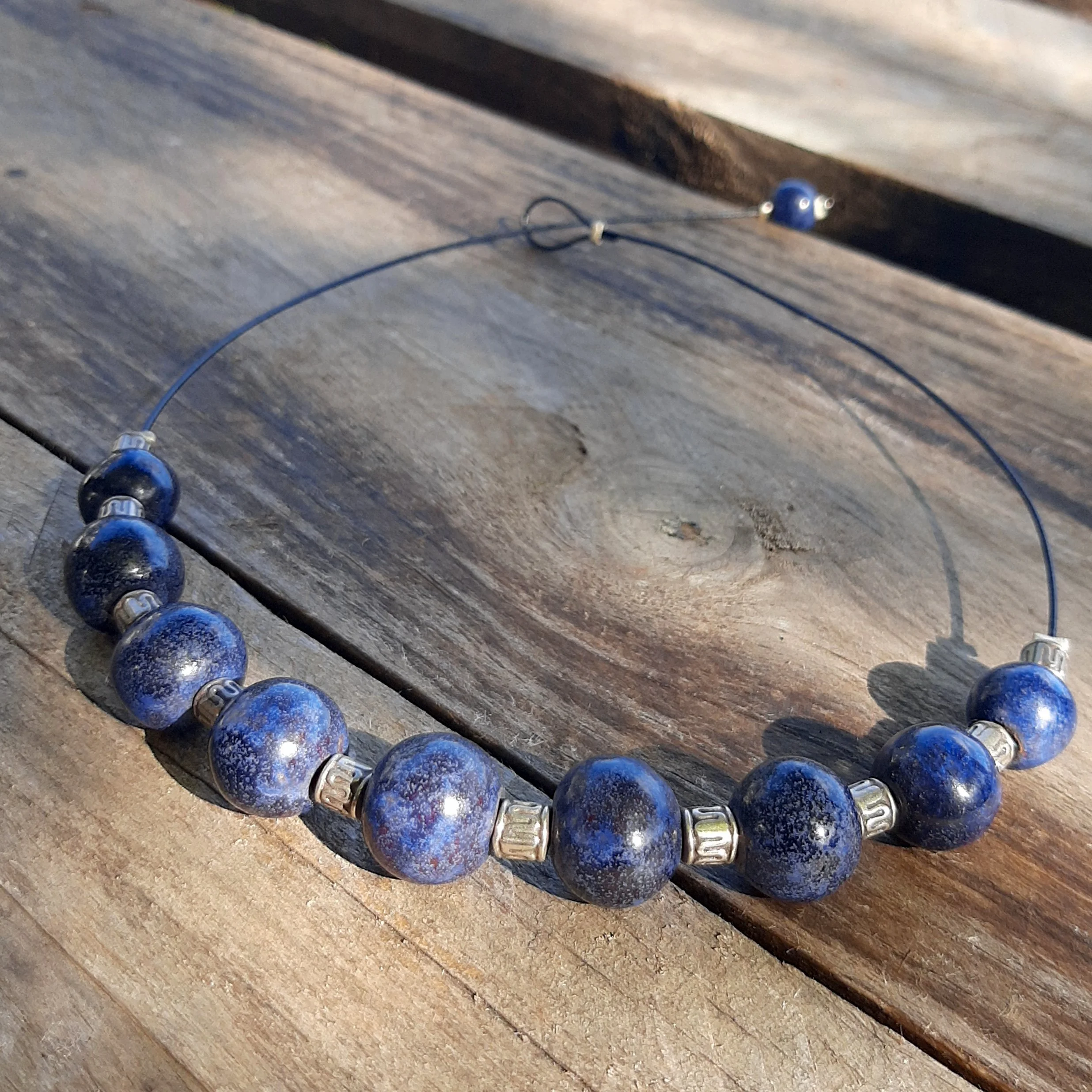 collier boule bleu cristal 5.jpg