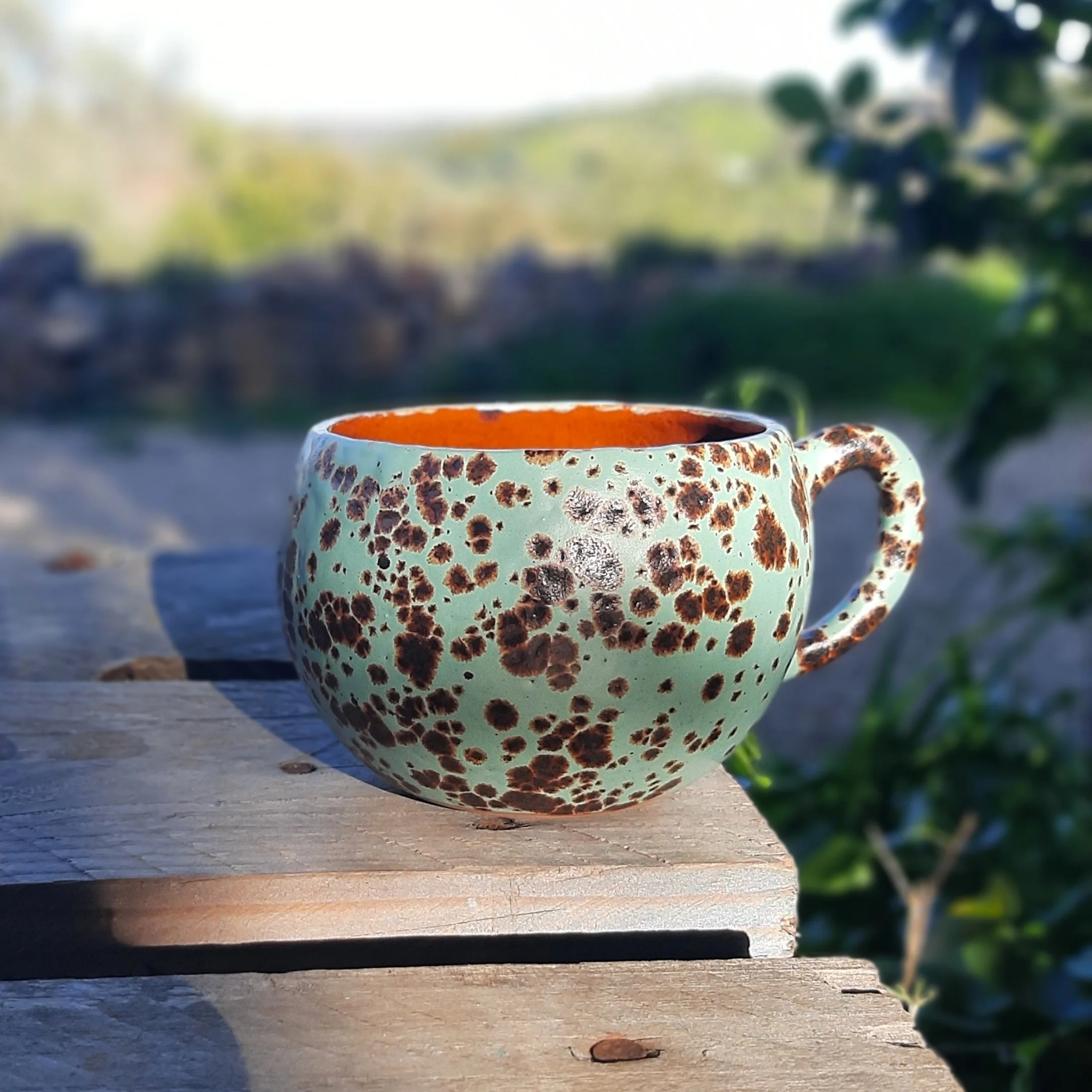 mug ronde bleu planete et miel 3.jpg