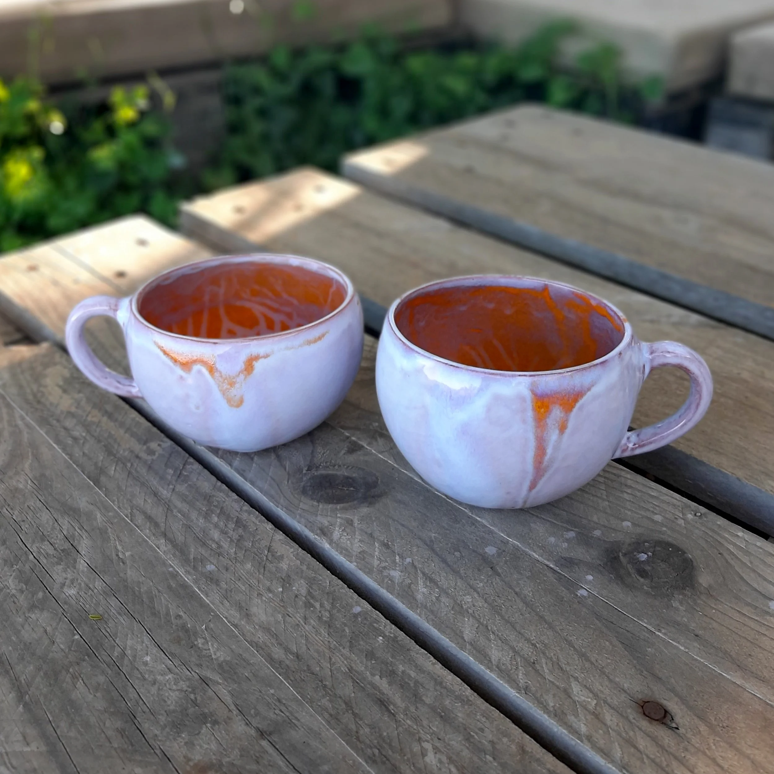 mug ronde blanc laiteux et orange 10.jpg