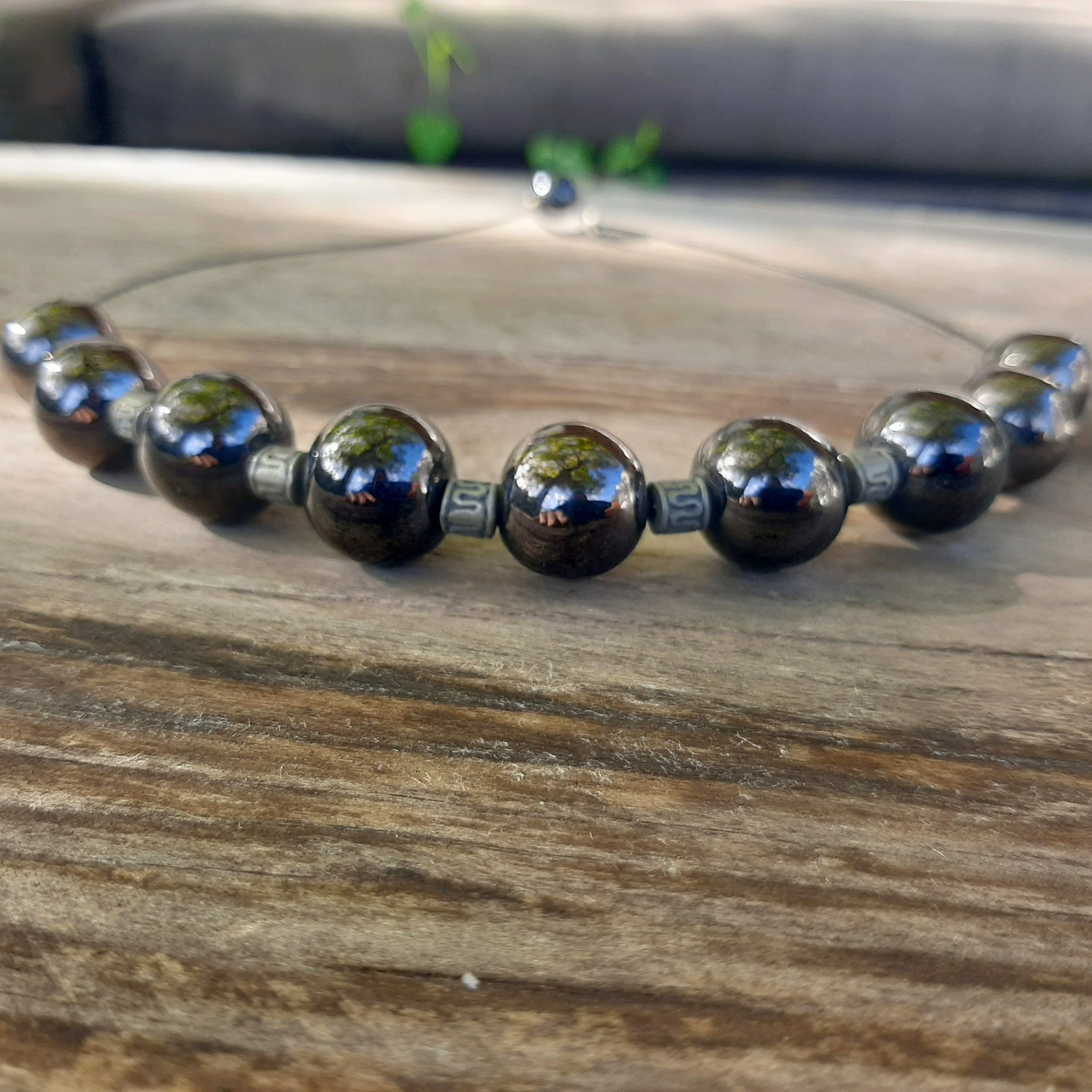 collier boule noir aure 2.jpg