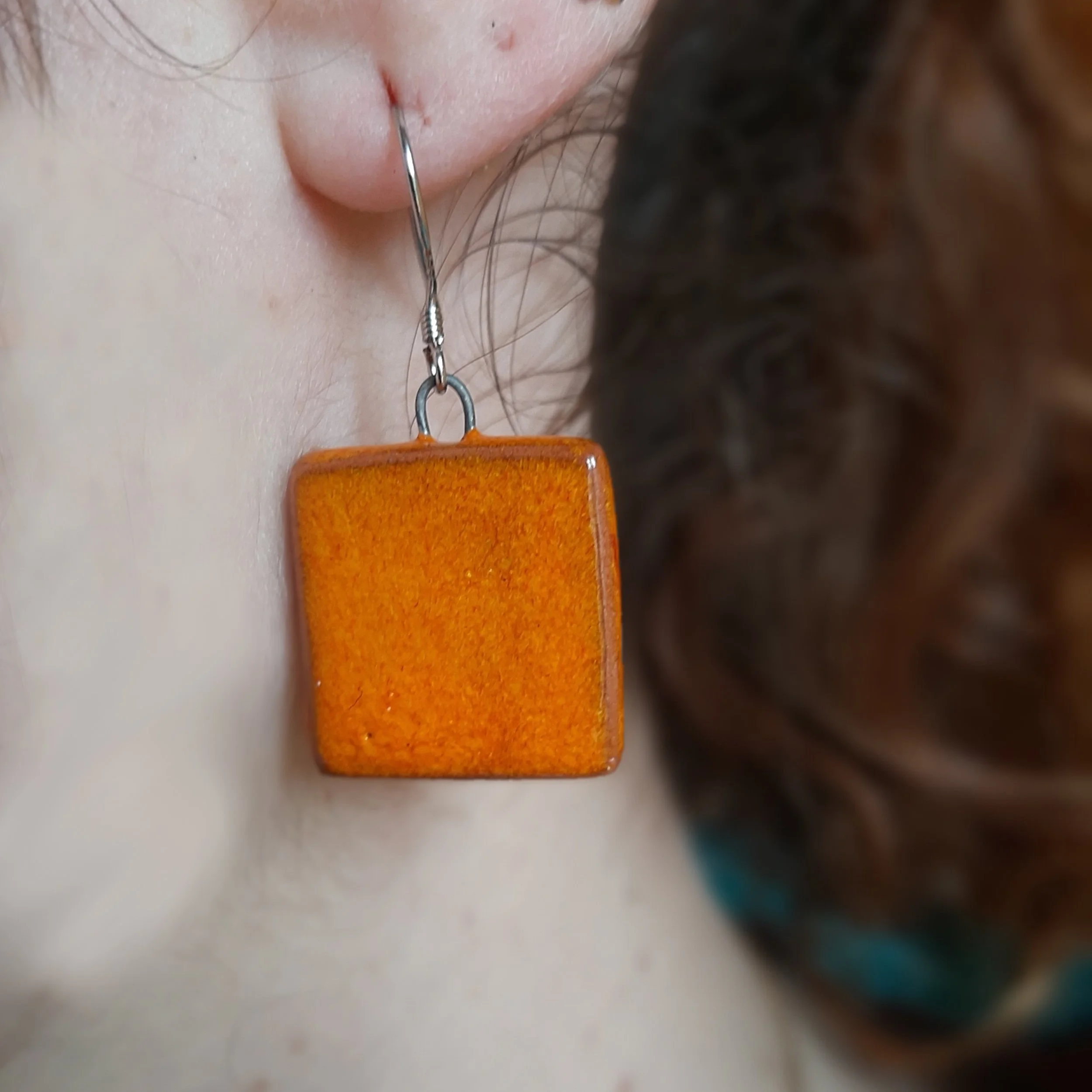 BO carre orange craquele 1.jpg