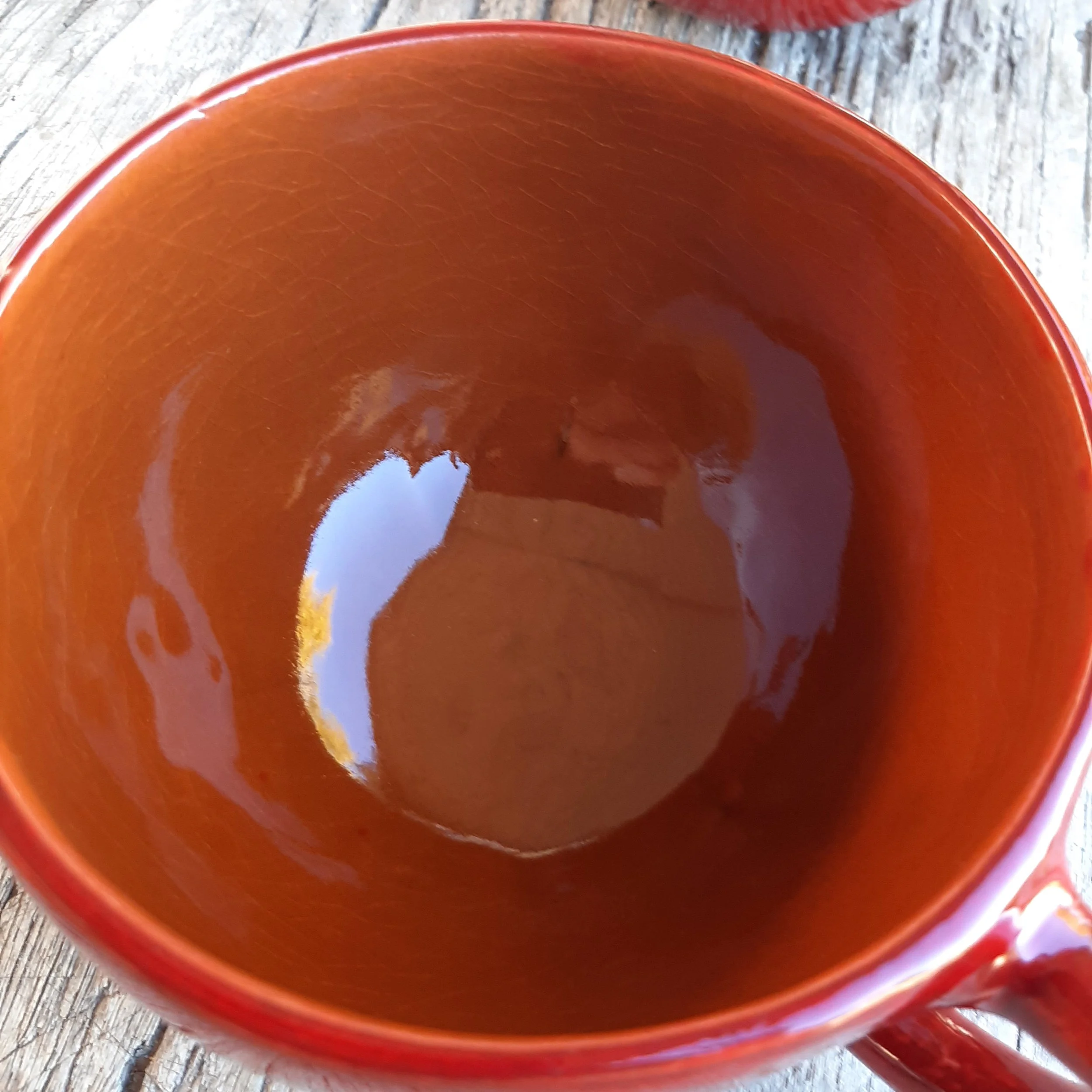 mug ronde rouge fresa et miel 1.jpg