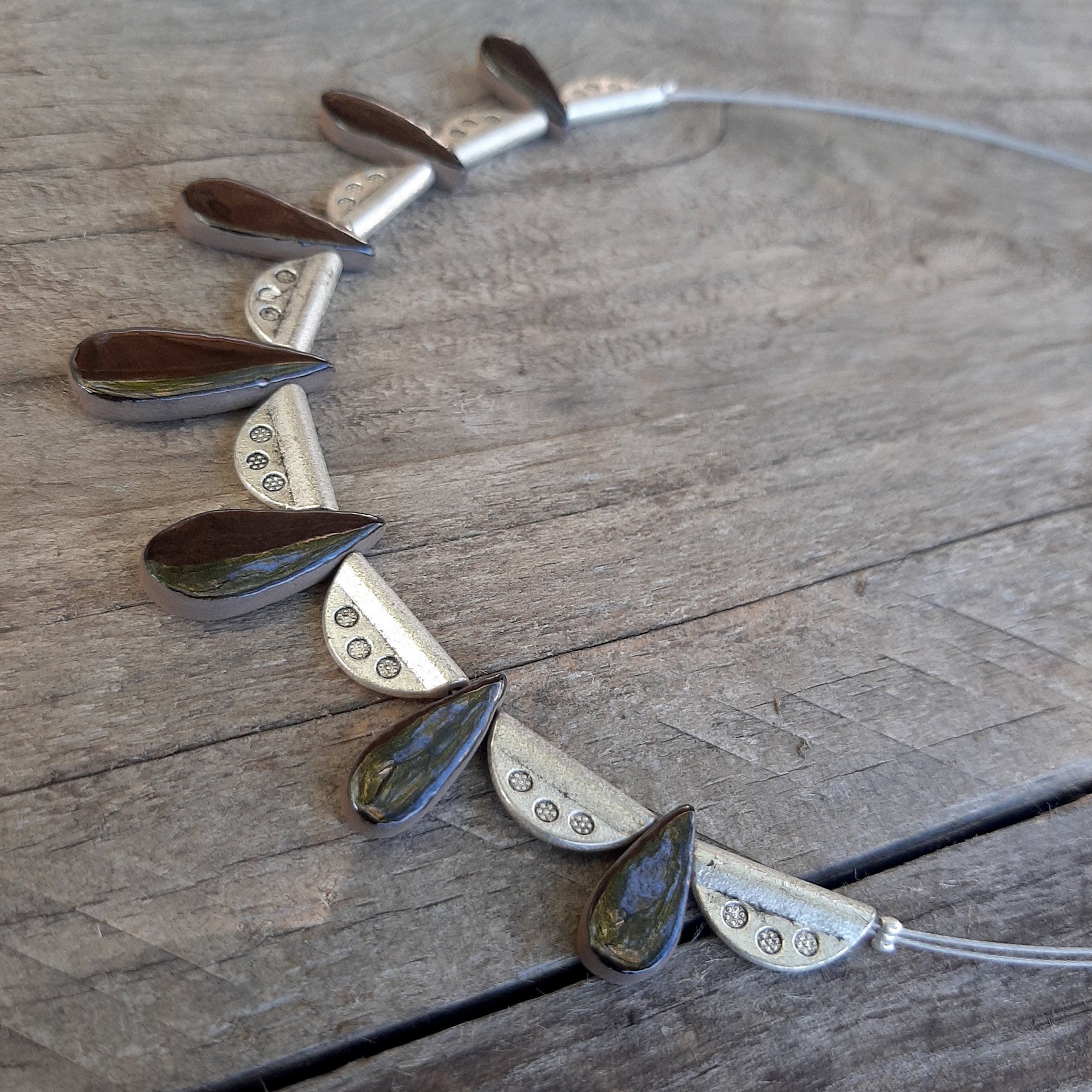 collier goutte noir aure 9.jpg