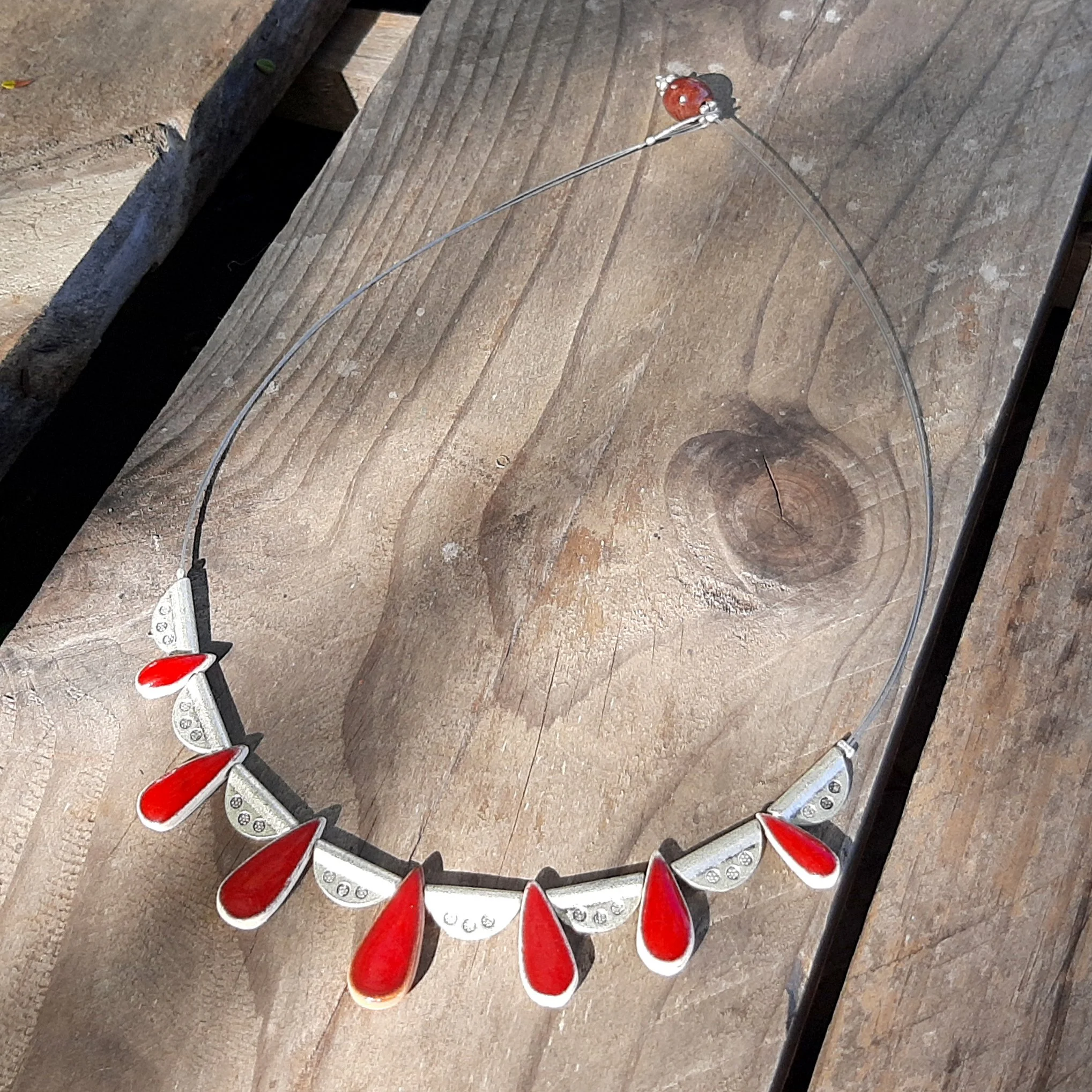 collier goutte rouge TB 1.jpg